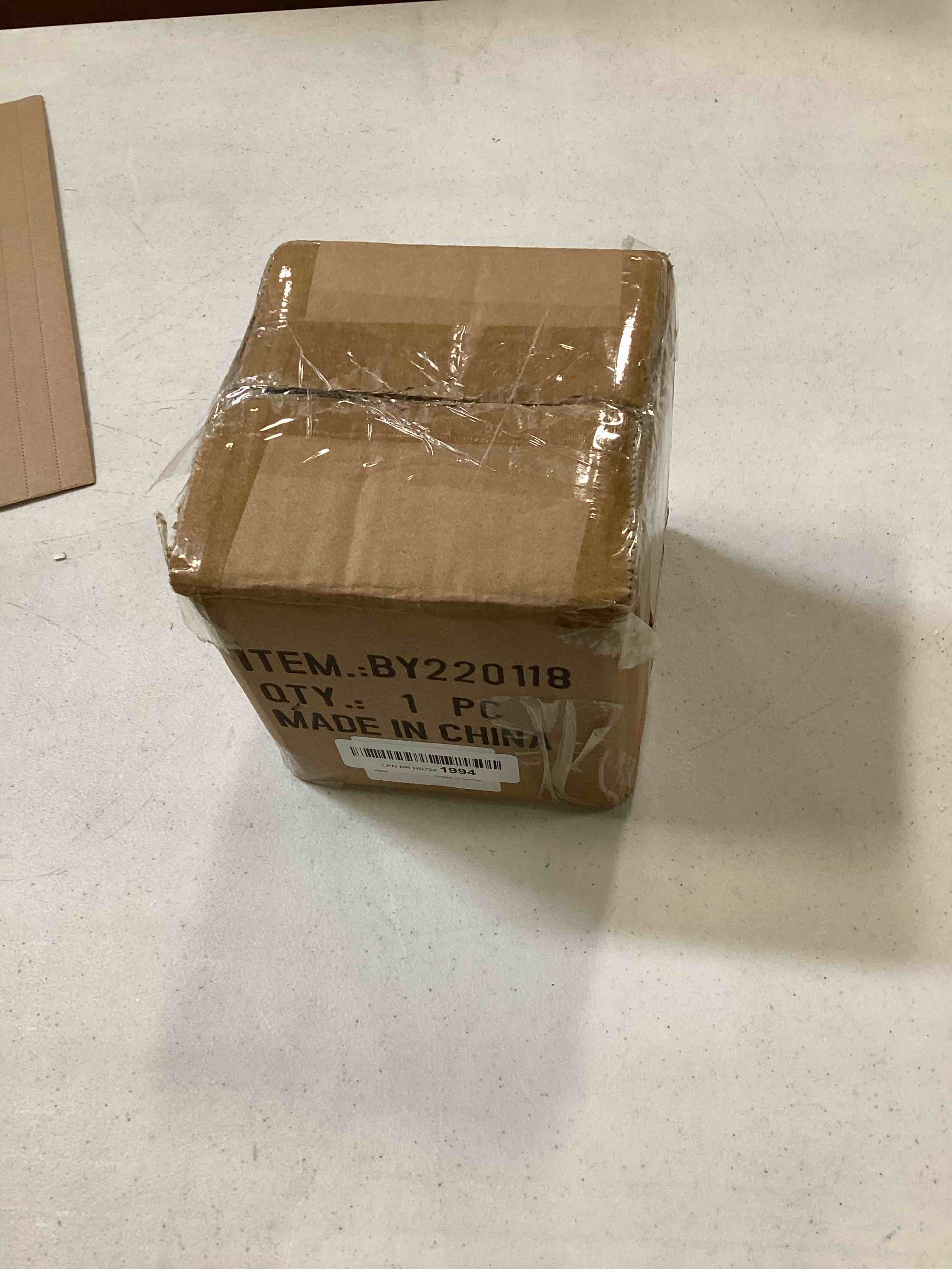 https://s3.amazonaws.com/lotting-images-prod/bidfta/ORG6629628_1715884782370.jpeg