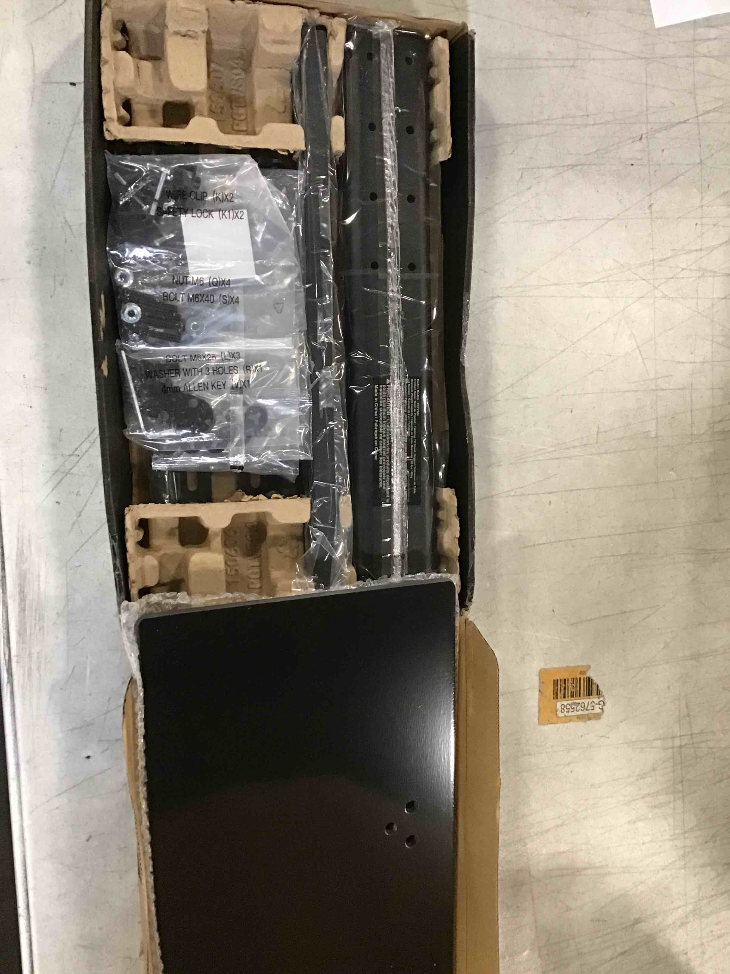 https://s3.amazonaws.com/lotting-images-prod/bidfta/ORG6629981_1716219756601.jpeg