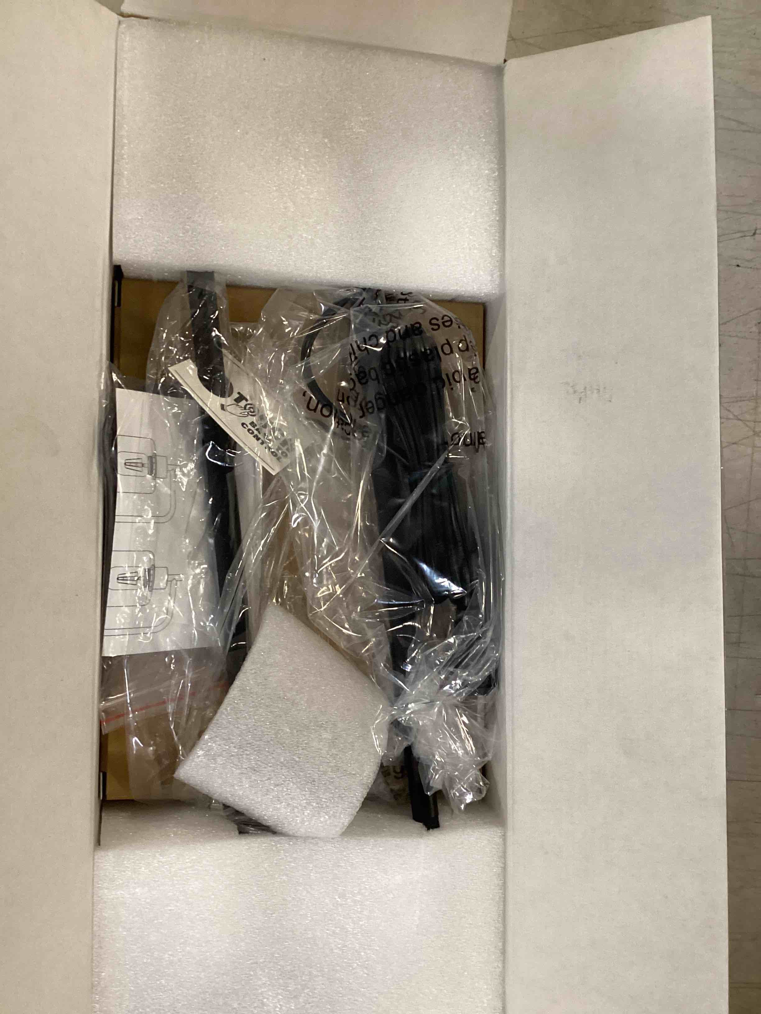 https://s3.amazonaws.com/lotting-images-prod/bidfta/ORG6630065_1716303491649.jpeg
