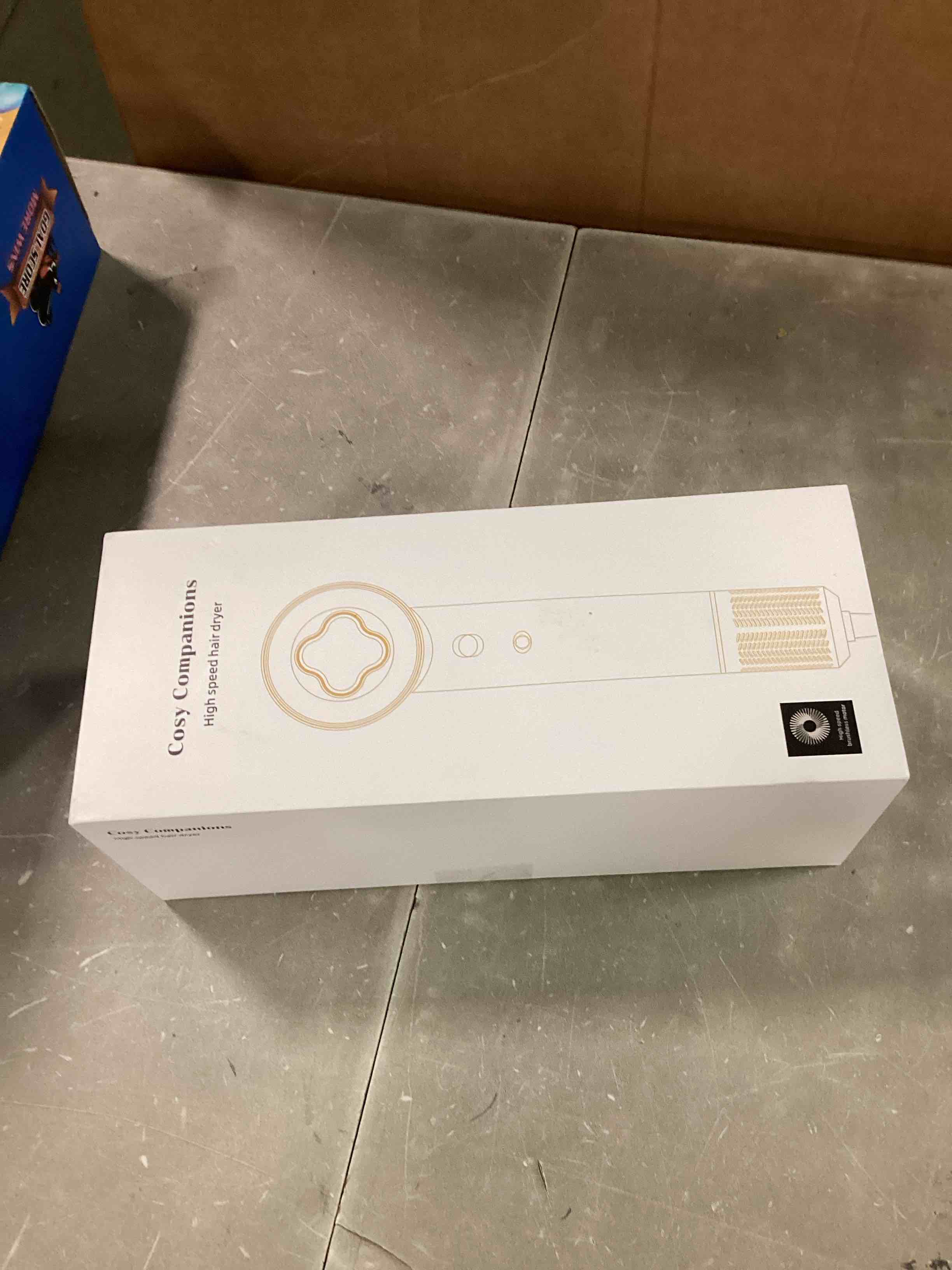 https://s3.amazonaws.com/lotting-images-prod/bidfta/ORG6631165_1716220378617.jpeg
