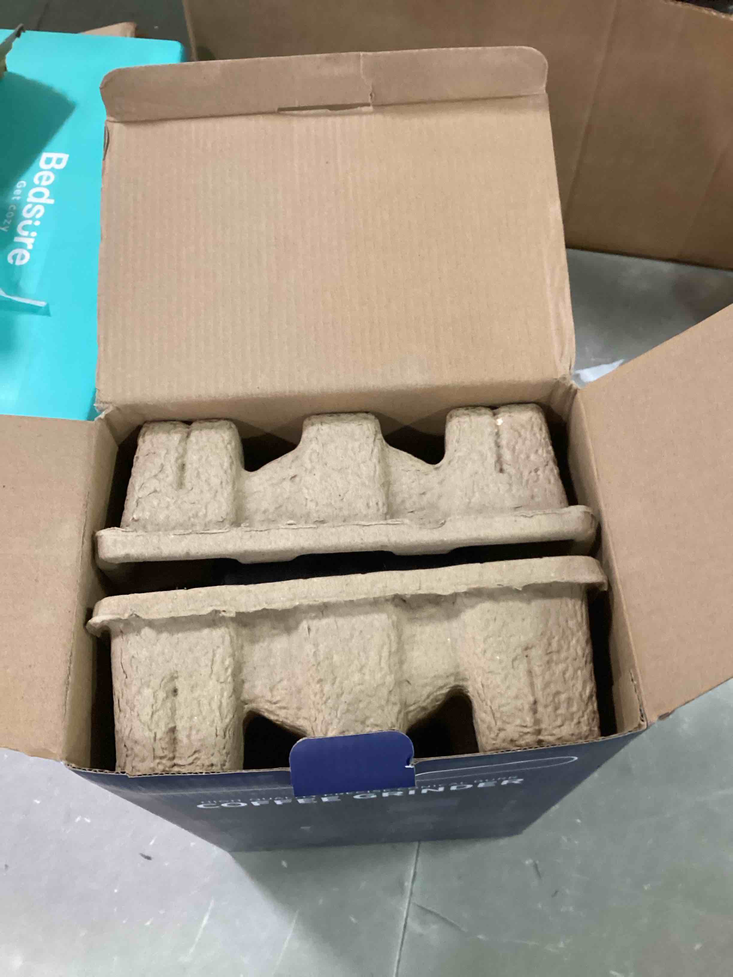 https://s3.amazonaws.com/lotting-images-prod/bidfta/ORG6631239_1716227560949.jpeg