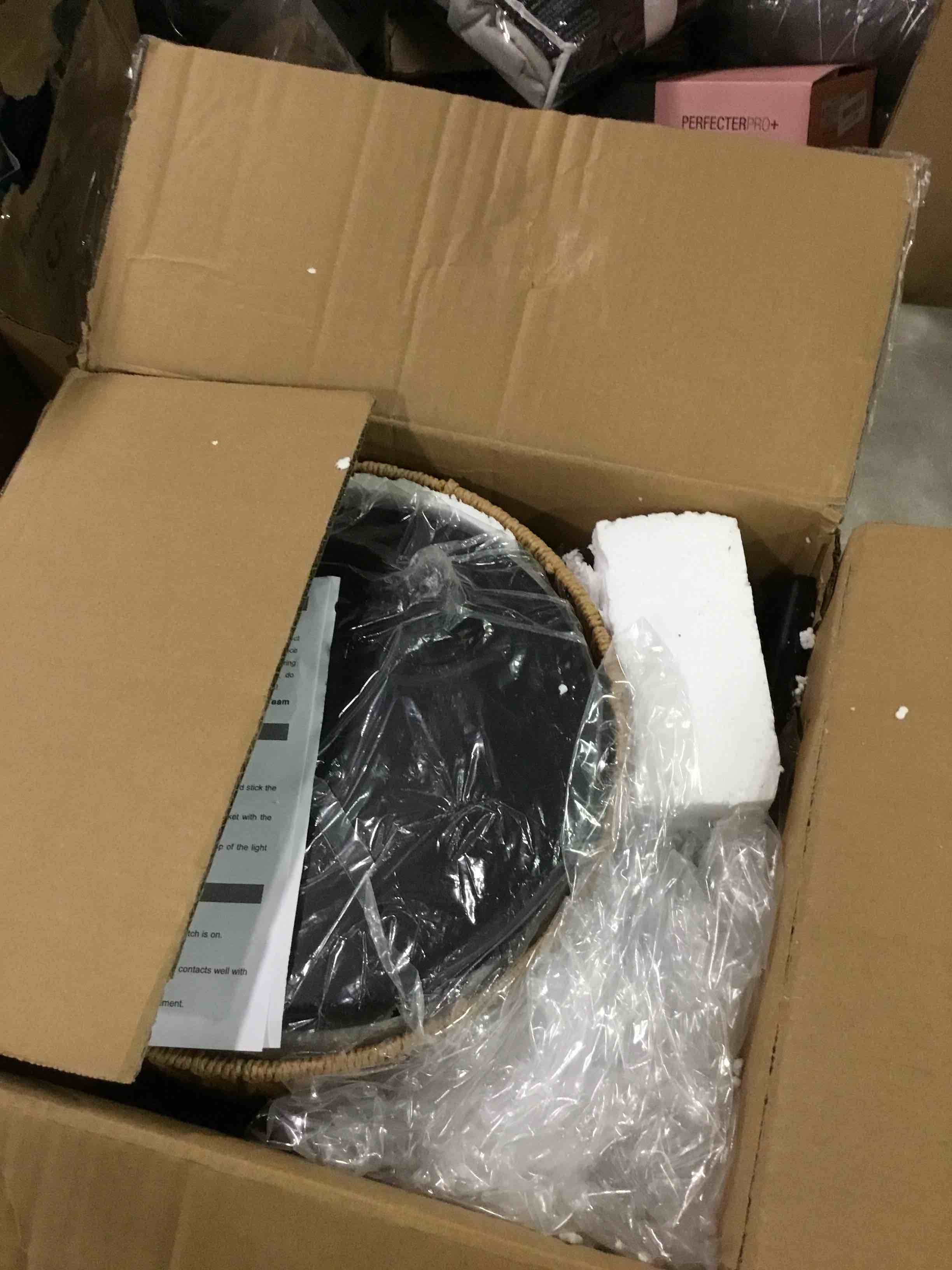 https://s3.amazonaws.com/lotting-images-prod/bidfta/ORG6631828_1716385644049.jpeg