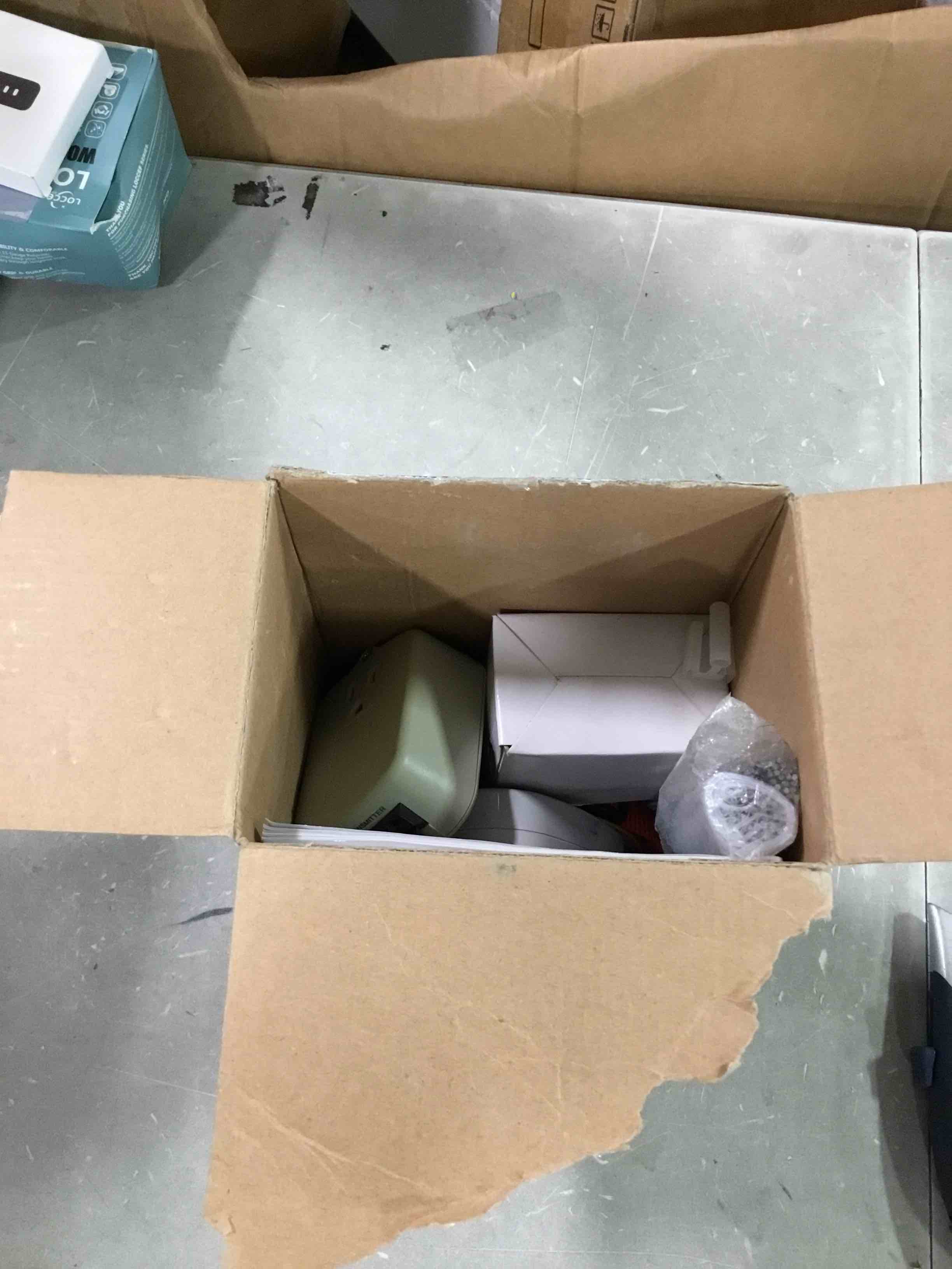 https://s3.amazonaws.com/lotting-images-prod/bidfta/ORG6631927_1716396306176.jpeg