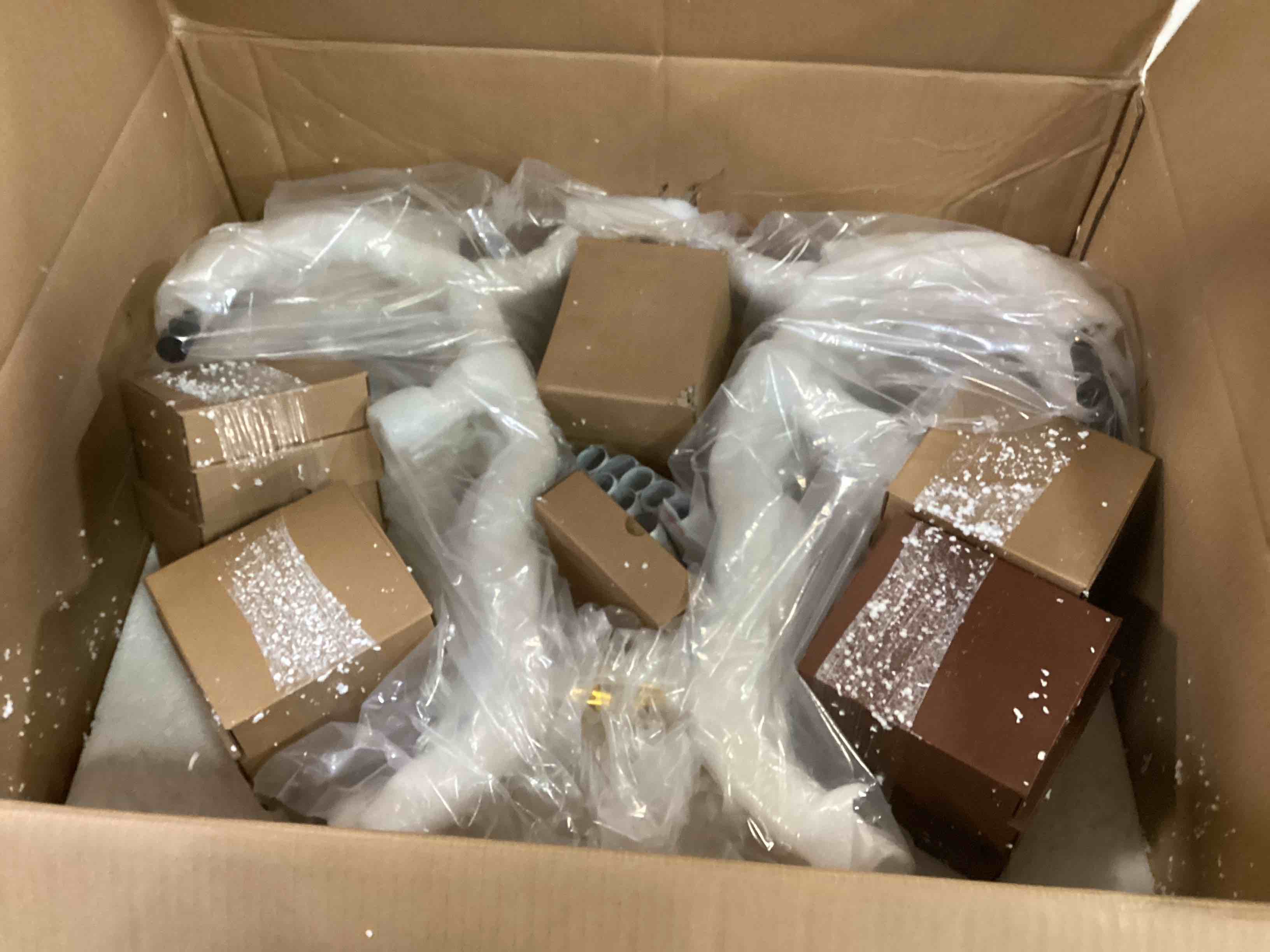https://s3.amazonaws.com/lotting-images-prod/bidfta/ORG6633952_1723127643719.jpeg