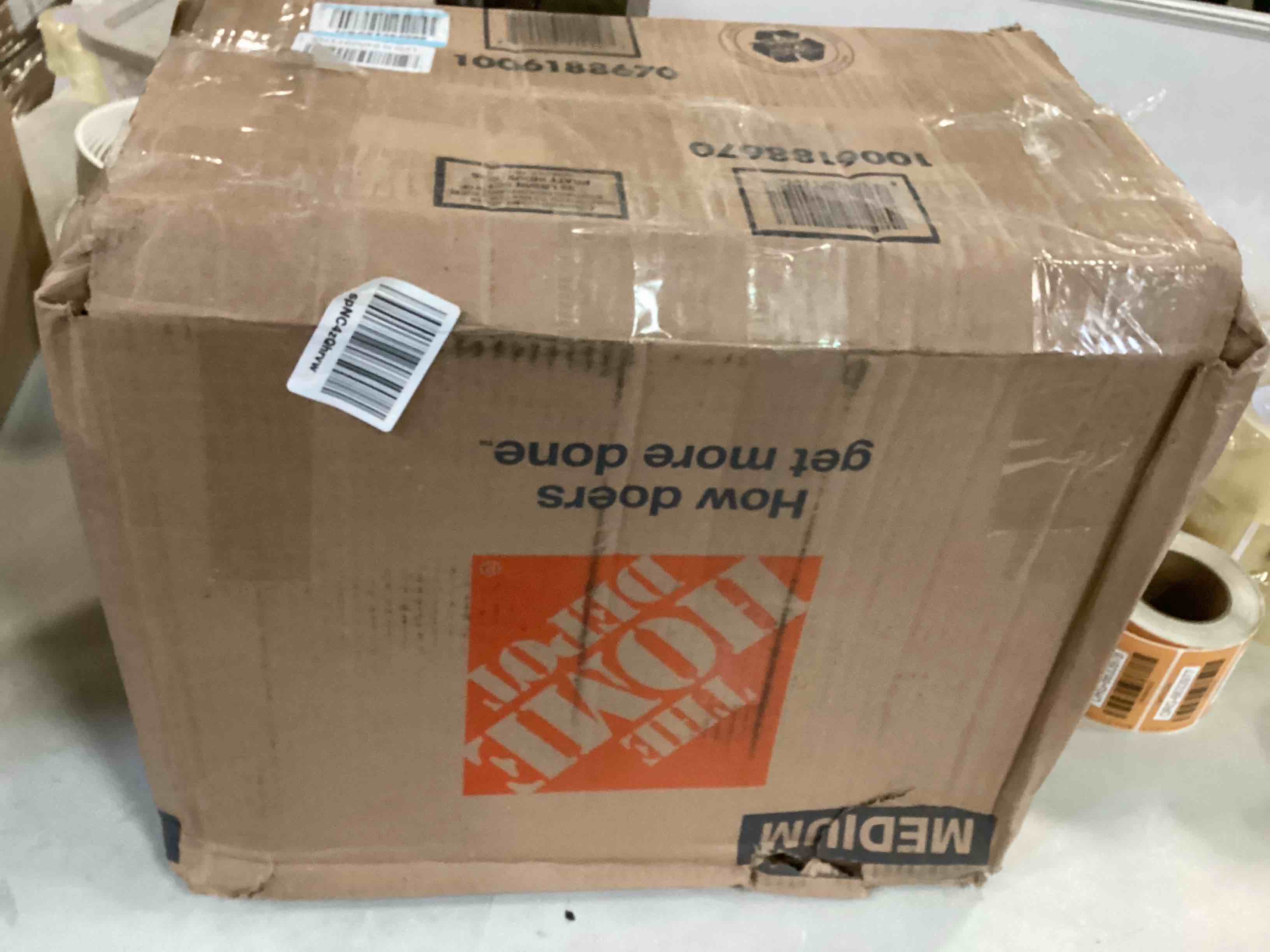 https://s3.amazonaws.com/lotting-images-prod/bidfta/ORG6633972_1723129614942.jpeg
