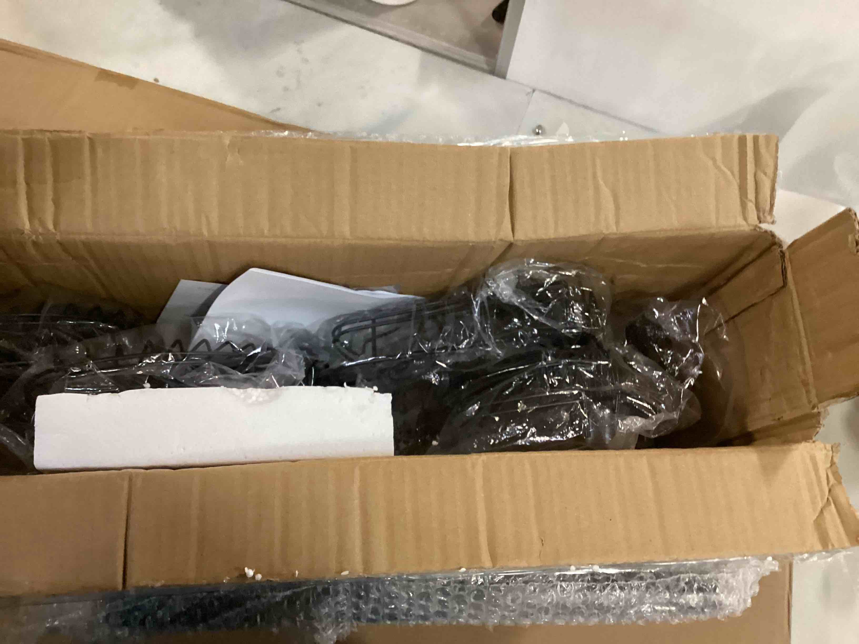 https://s3.amazonaws.com/lotting-images-prod/bidfta/ORG6634003_1723133224499.jpeg