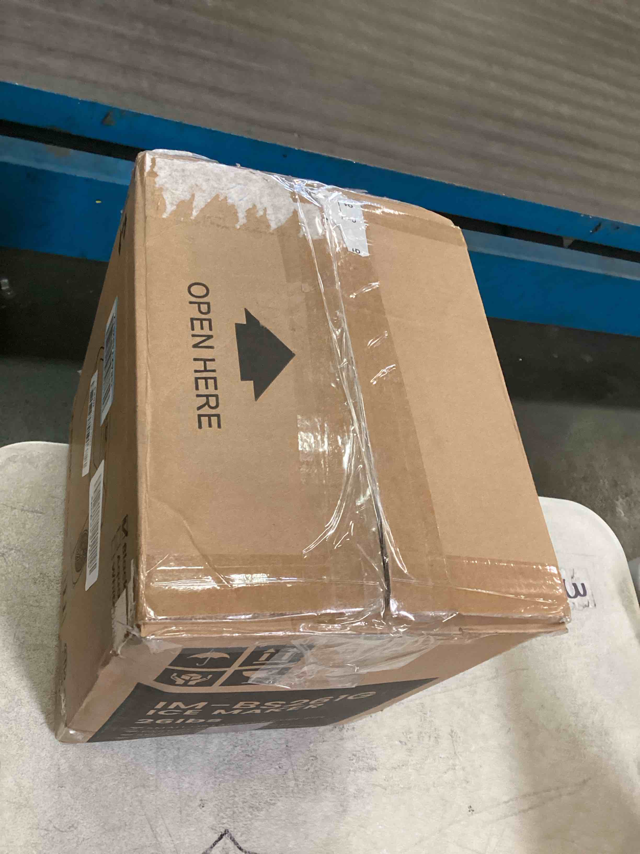 https://s3.amazonaws.com/lotting-images-prod/bidfta/ORG6634210_1723475439334.jpeg