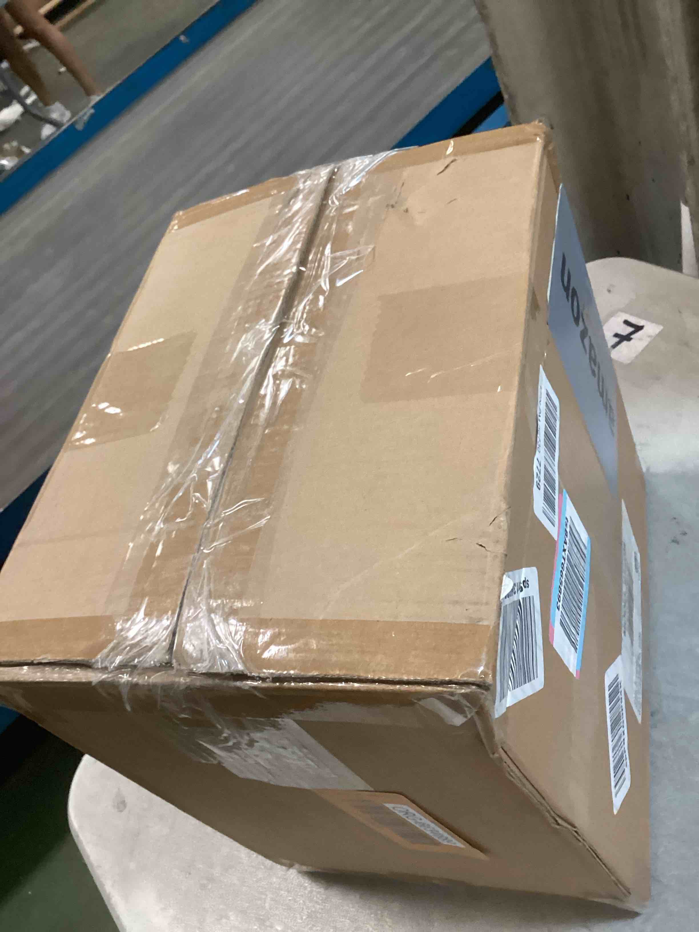 https://s3.amazonaws.com/lotting-images-prod/bidfta/ORG6634689_1723820490041.jpeg