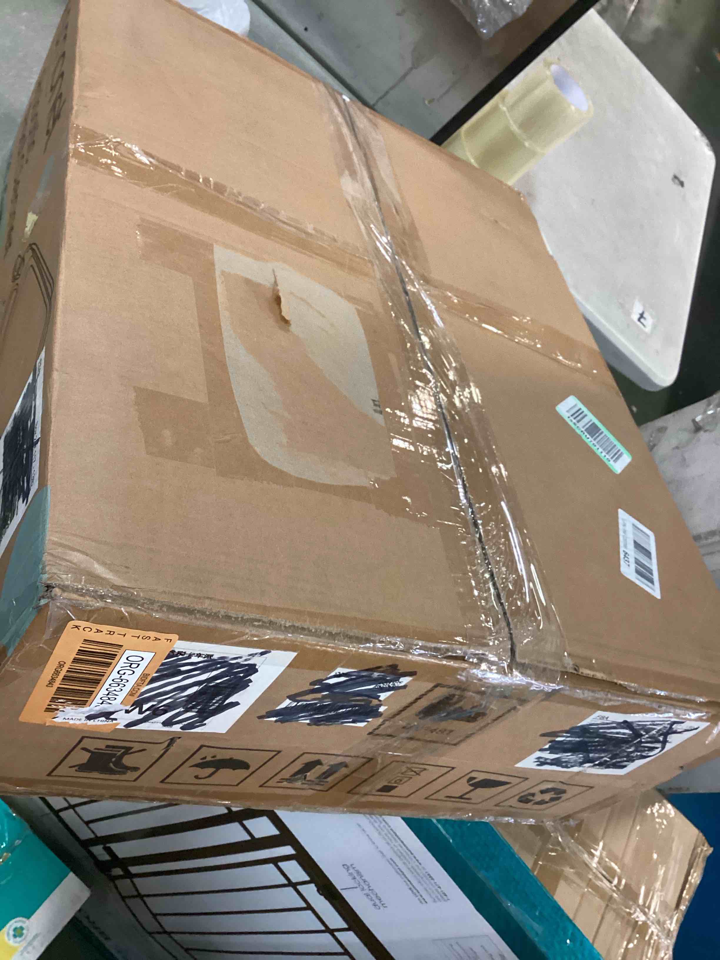 https://s3.amazonaws.com/lotting-images-prod/bidfta/ORG6634843_1724081548049.jpeg