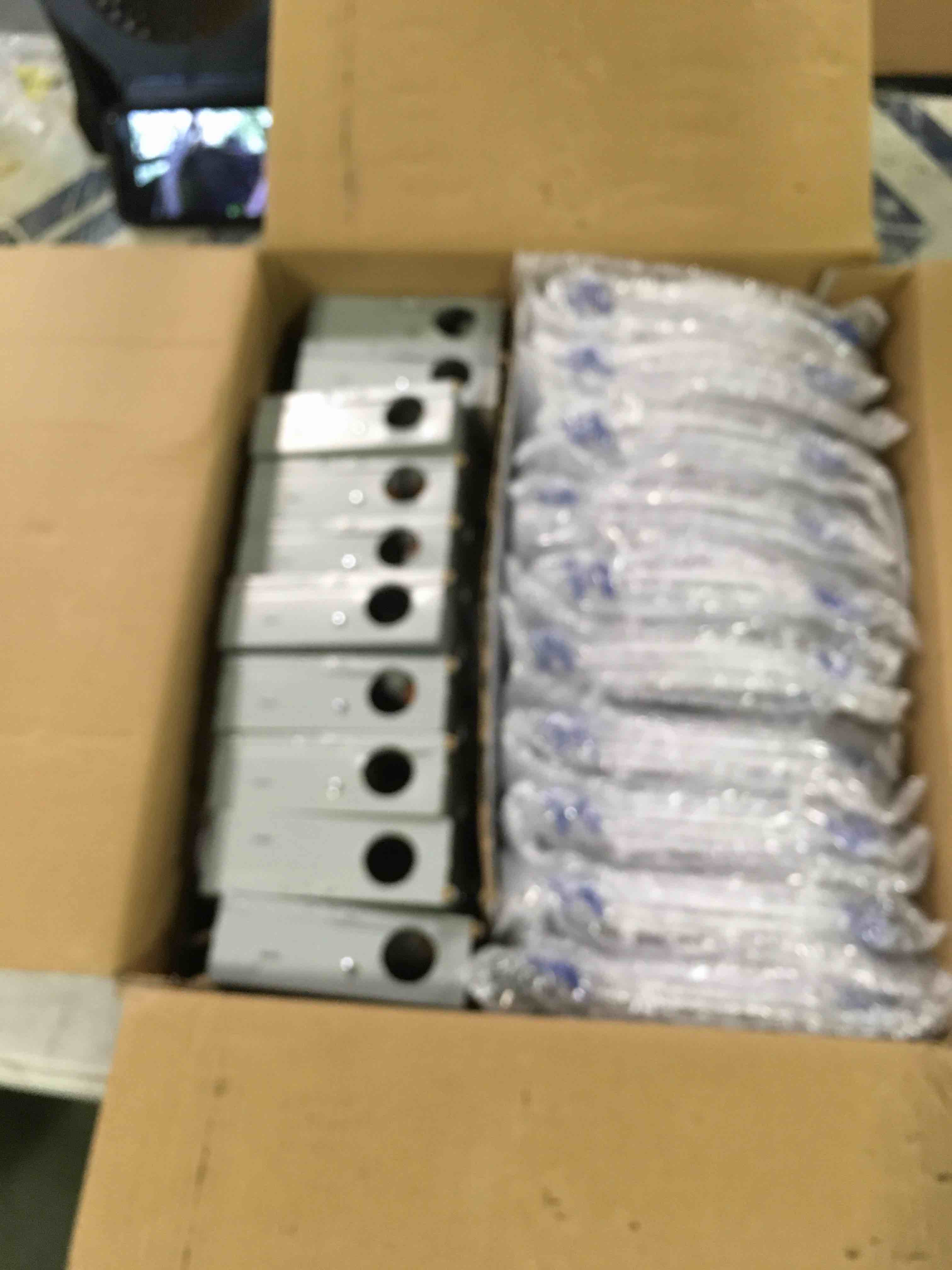 https://s3.amazonaws.com/lotting-images-prod/bidfta/ORG6635057_1722272367852.jpeg