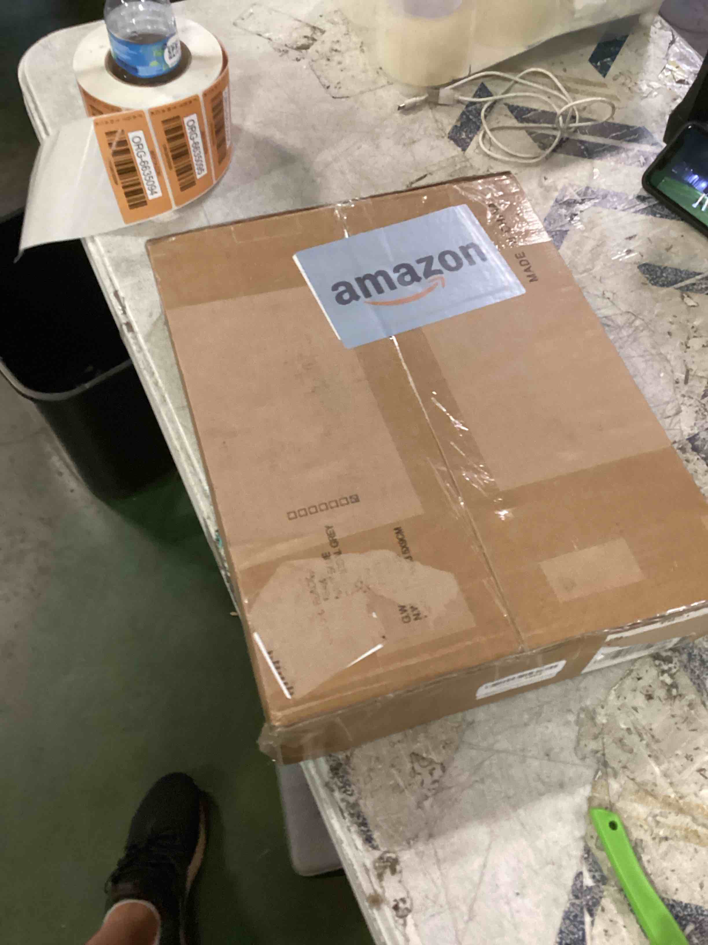 https://s3.amazonaws.com/lotting-images-prod/bidfta/ORG6635094_1722277446790.jpeg