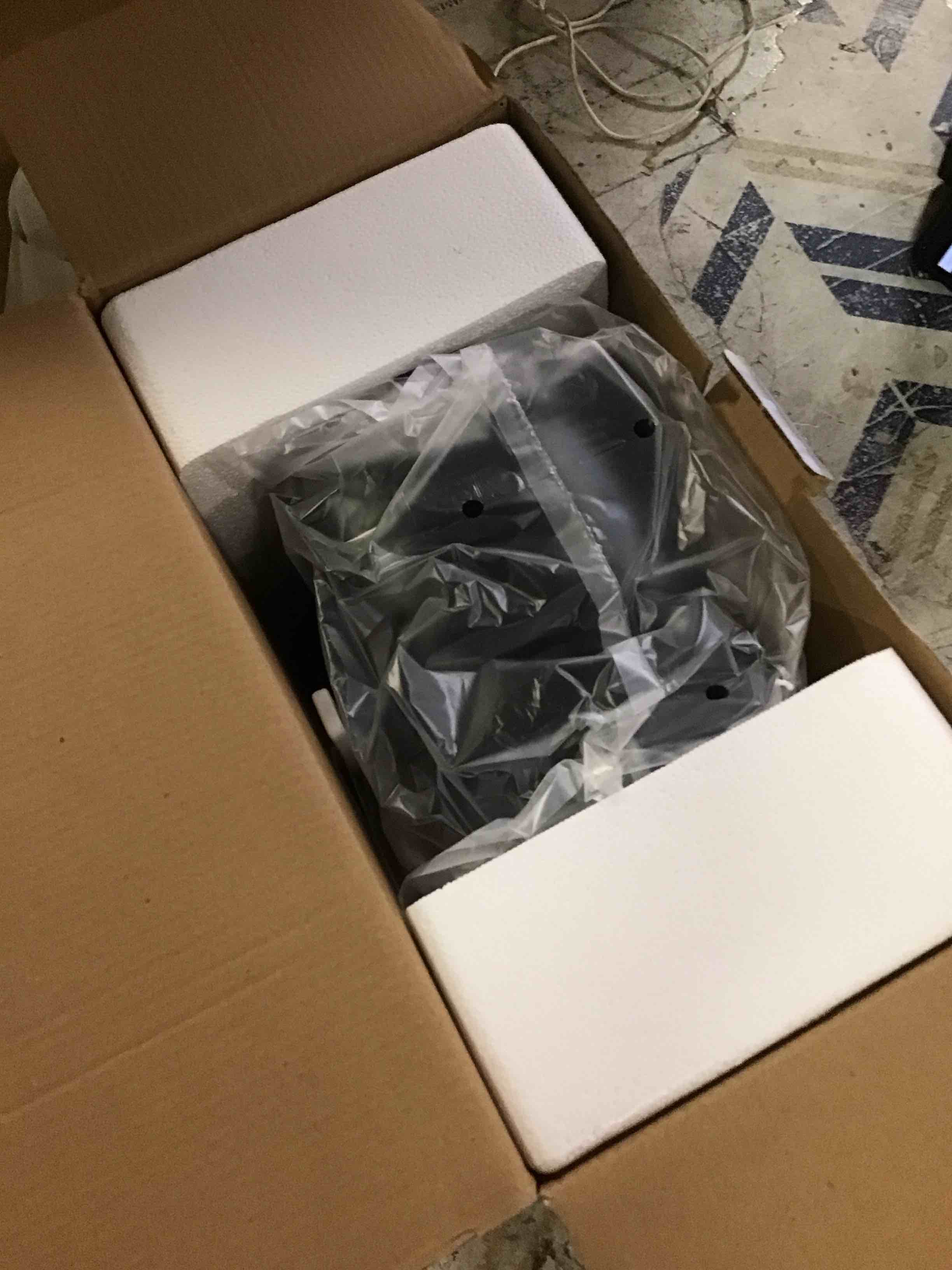 https://s3.amazonaws.com/lotting-images-prod/bidfta/ORG6635382_1722364880868.jpeg