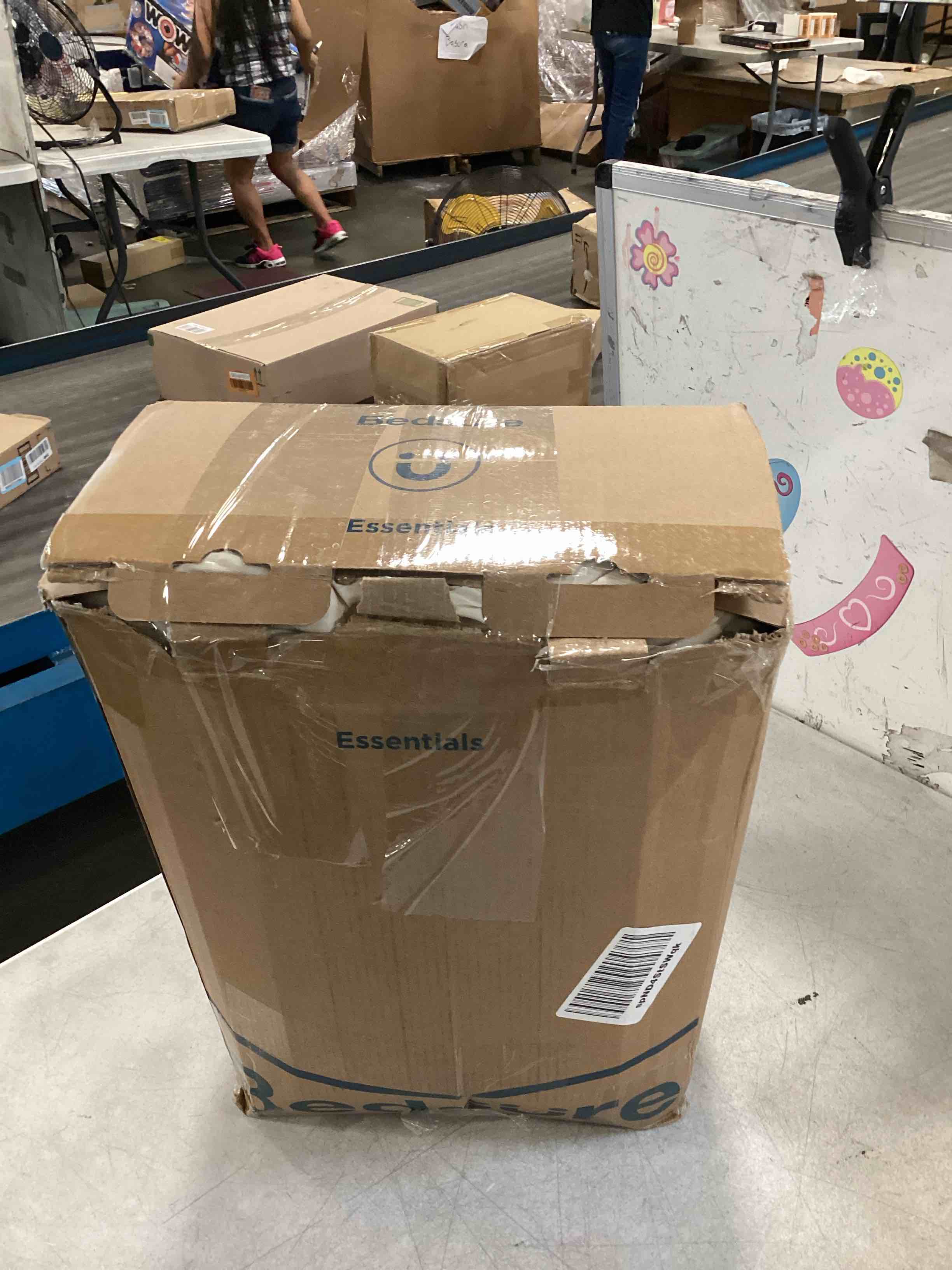 https://s3.amazonaws.com/lotting-images-prod/bidfta/ORG6636445_1722892593685.jpeg