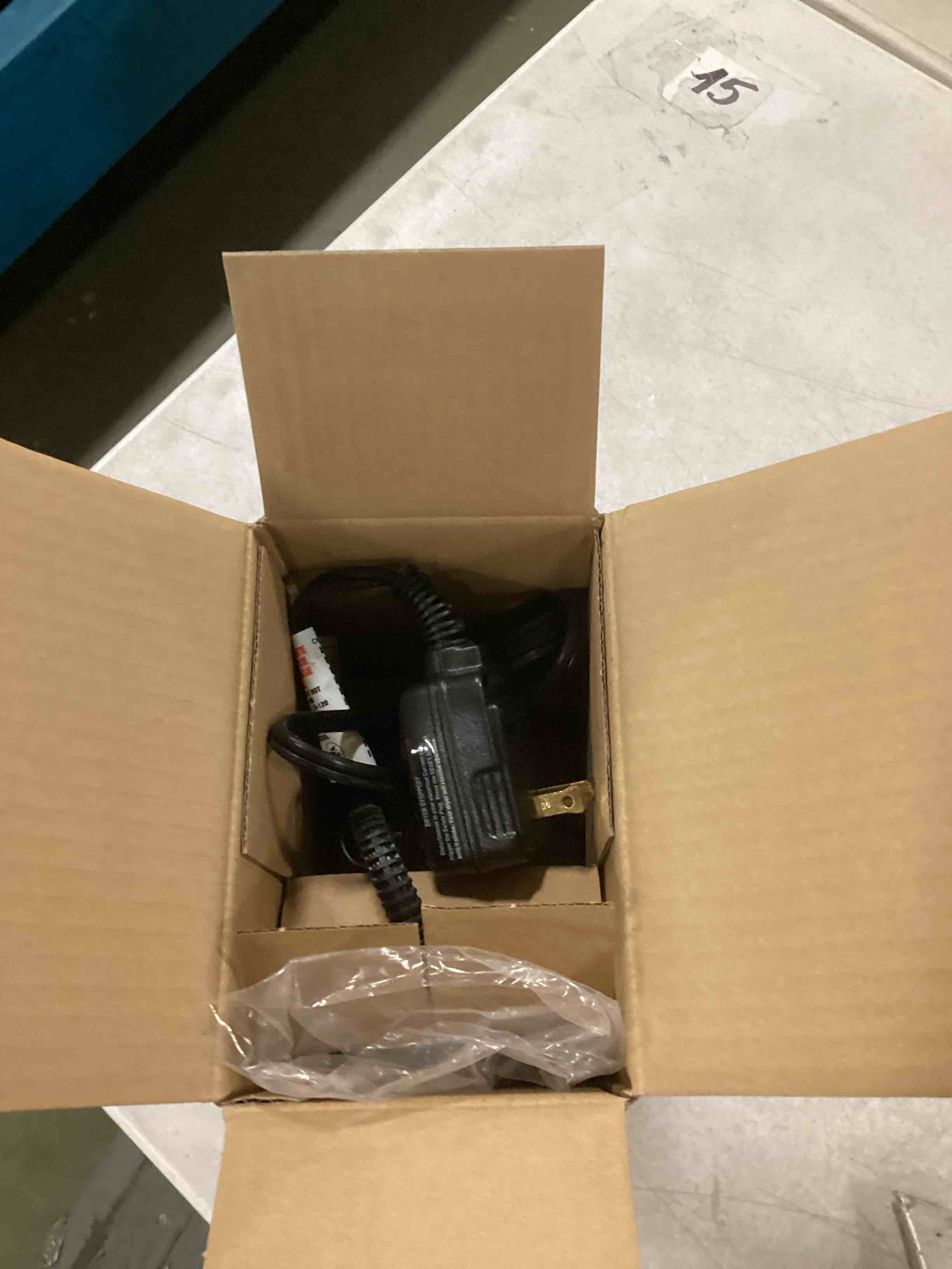 https://s3.amazonaws.com/lotting-images-prod/bidfta/ORG6637249_1723257967320.jpeg