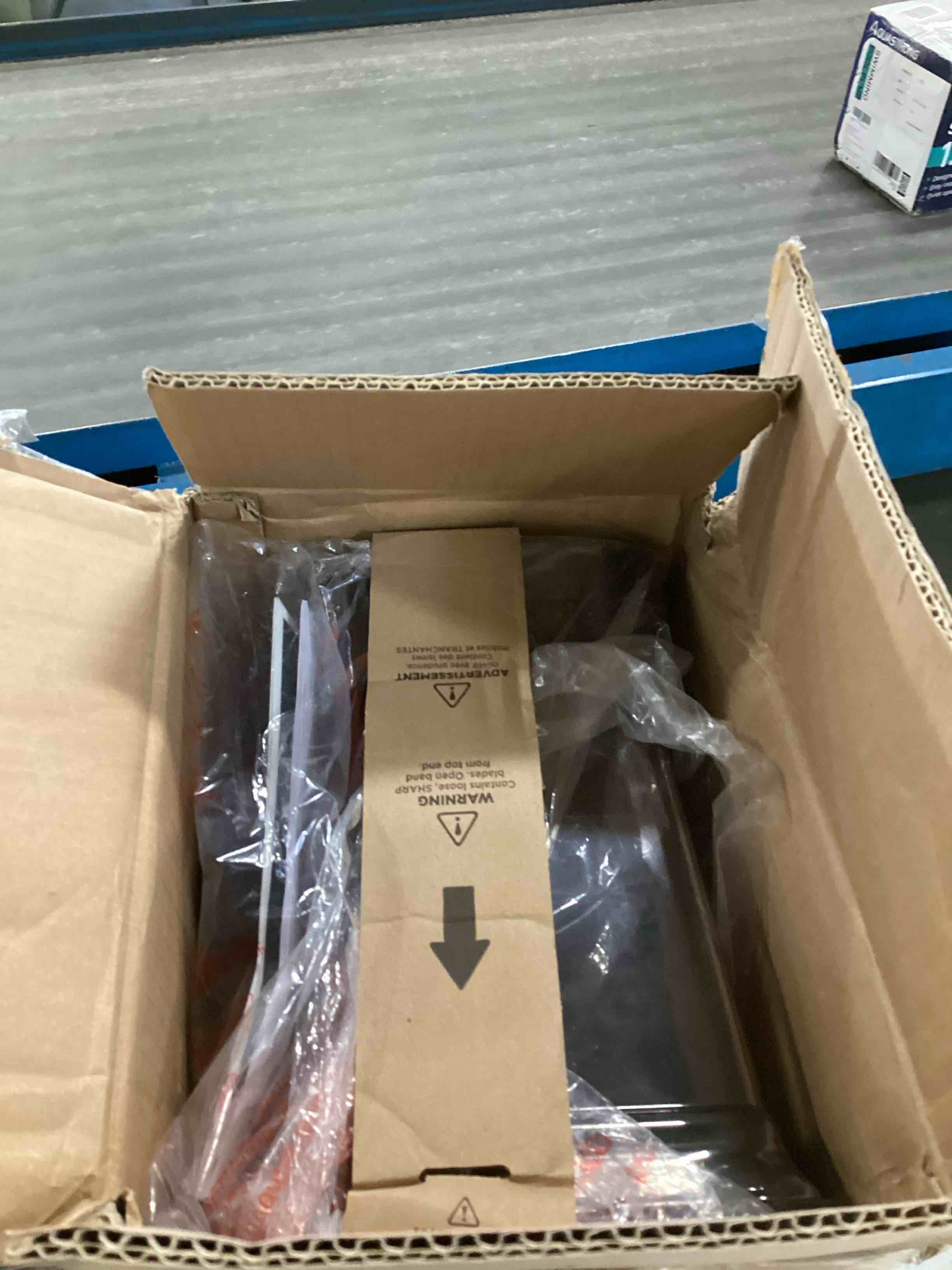 https://s3.amazonaws.com/lotting-images-prod/bidfta/ORG6637343_1723502843355.jpeg