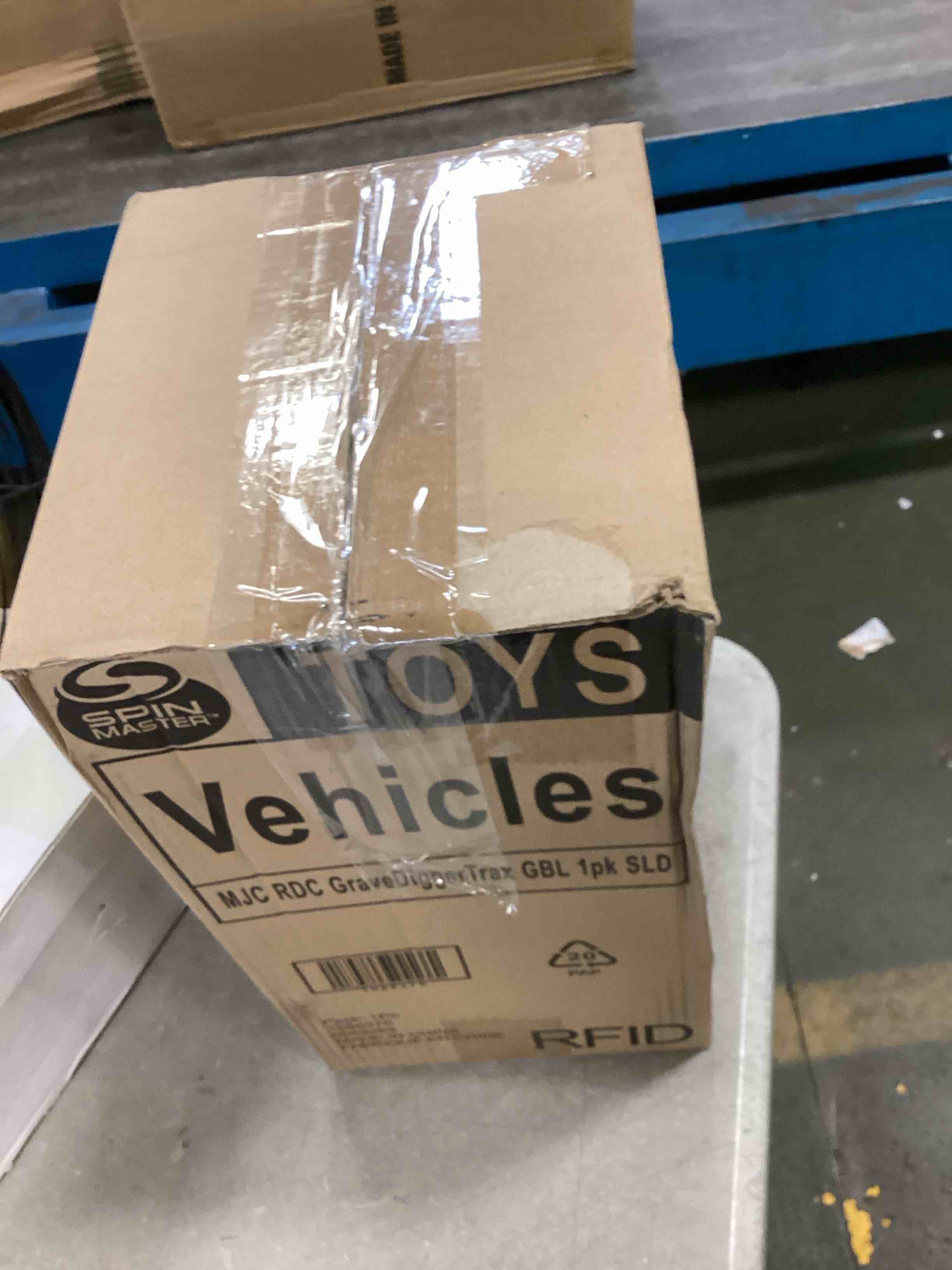 https://s3.amazonaws.com/lotting-images-prod/bidfta/ORG6639706_1722897085254.jpeg