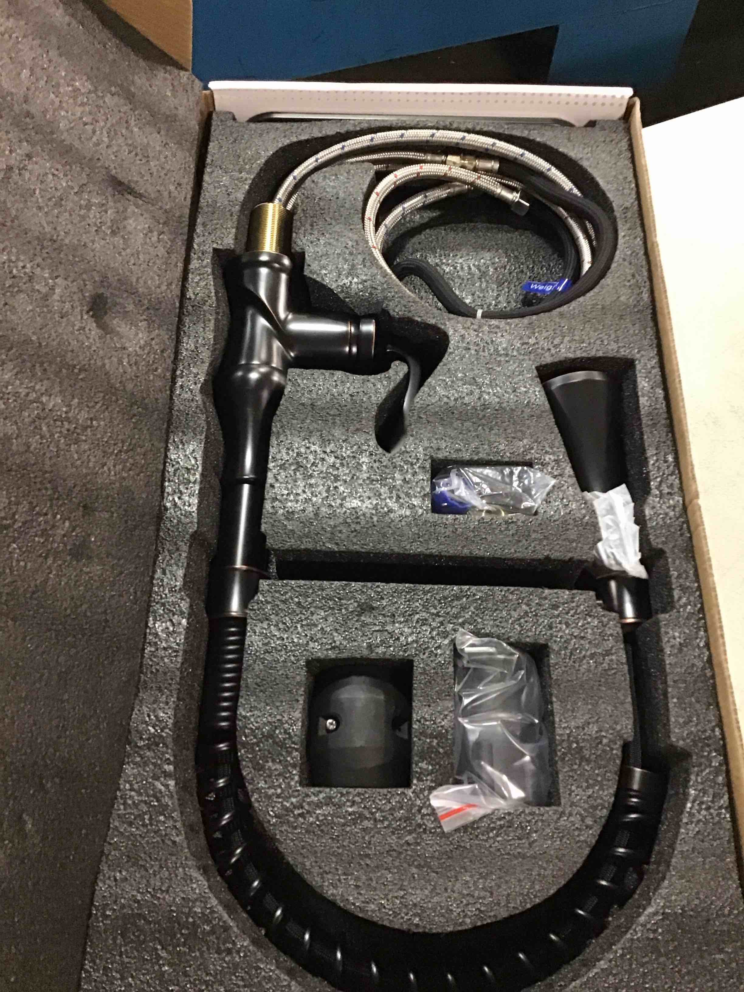 https://s3.amazonaws.com/lotting-images-prod/bidfta/ORG6640678_1722997169655.jpeg