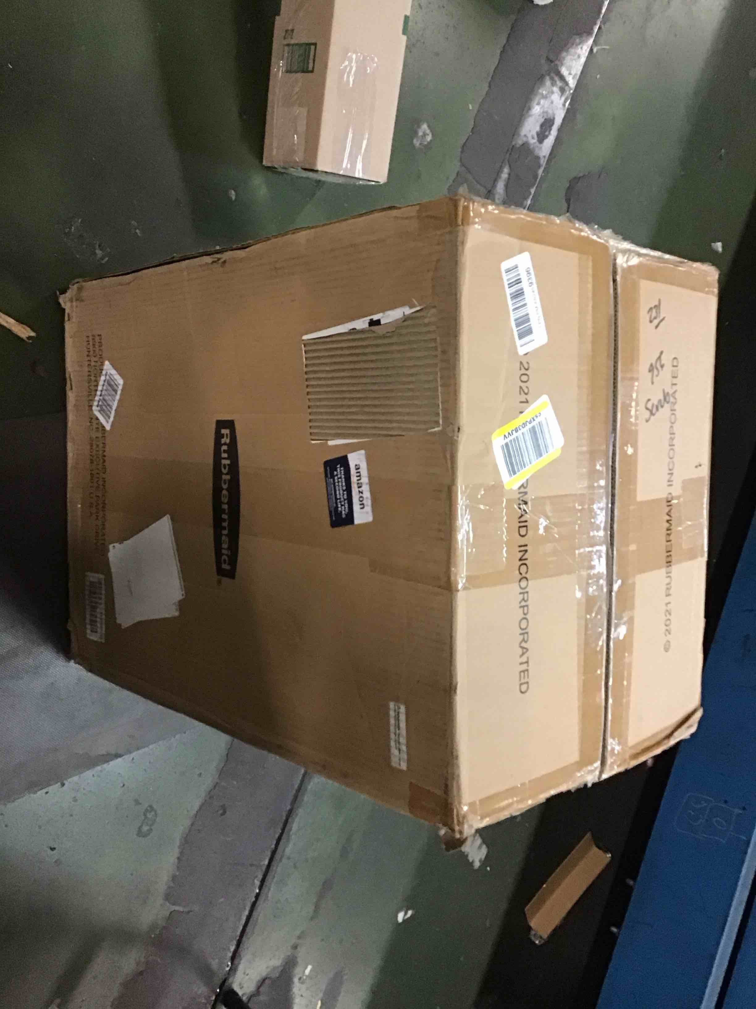 https://s3.amazonaws.com/lotting-images-prod/bidfta/ORG6640773_1722921522486.jpeg