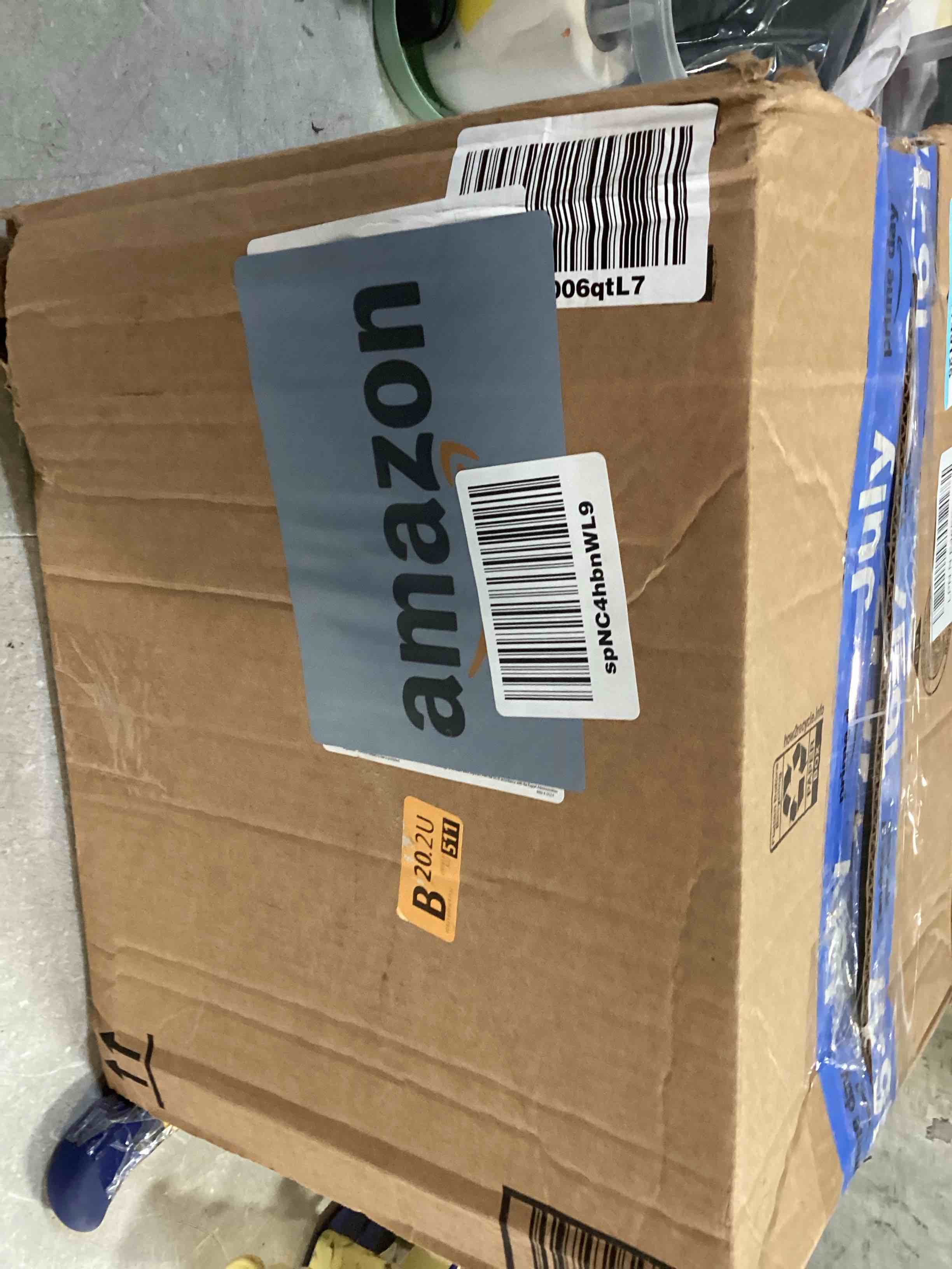 https://s3.amazonaws.com/lotting-images-prod/bidfta/ORG6641626_1722701274250.jpeg