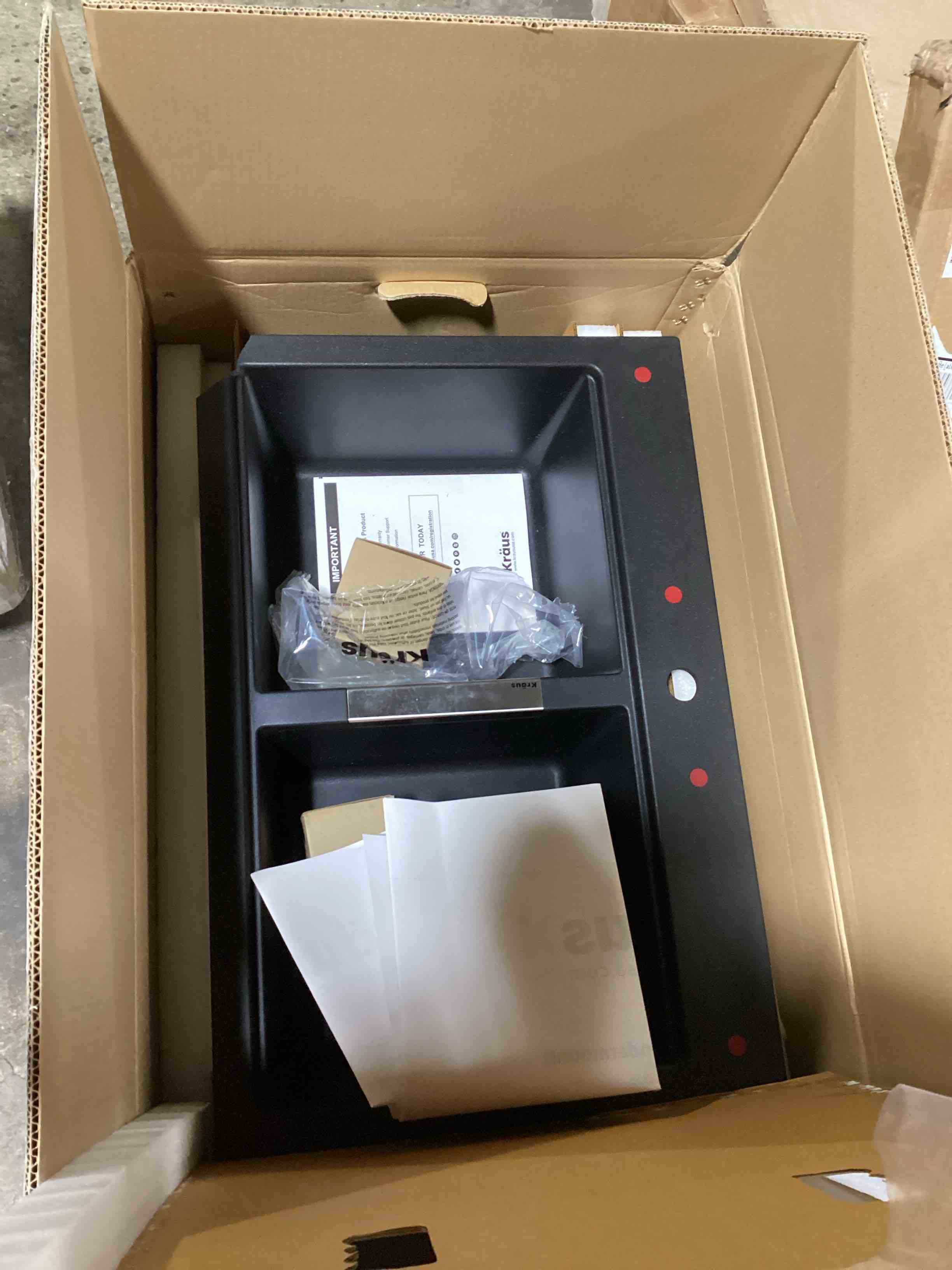 https://s3.amazonaws.com/lotting-images-prod/bidfta/ORG6644316_1727369717208.jpeg