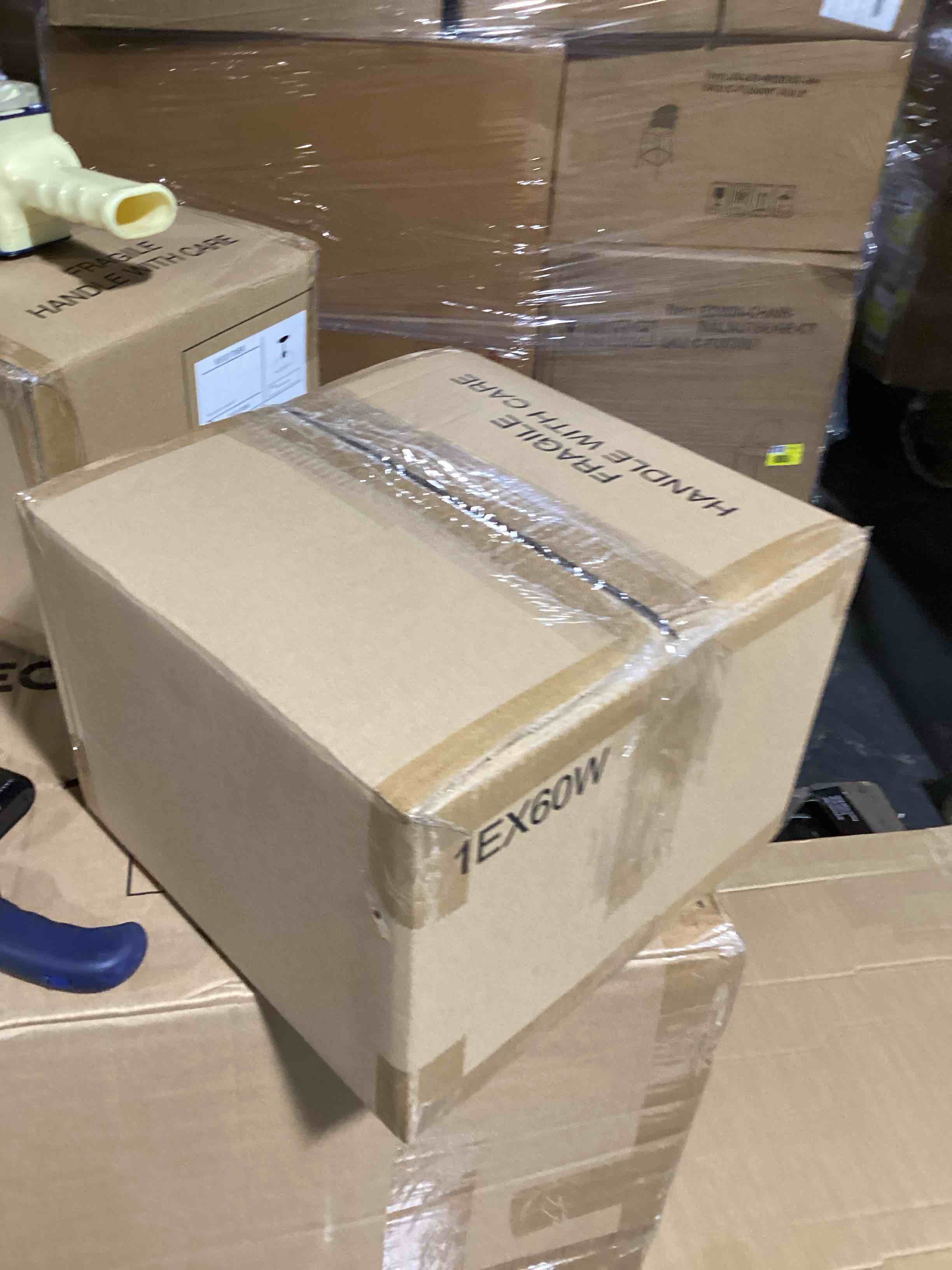https://s3.amazonaws.com/lotting-images-prod/bidfta/ORG6644557_1727702780962.jpeg