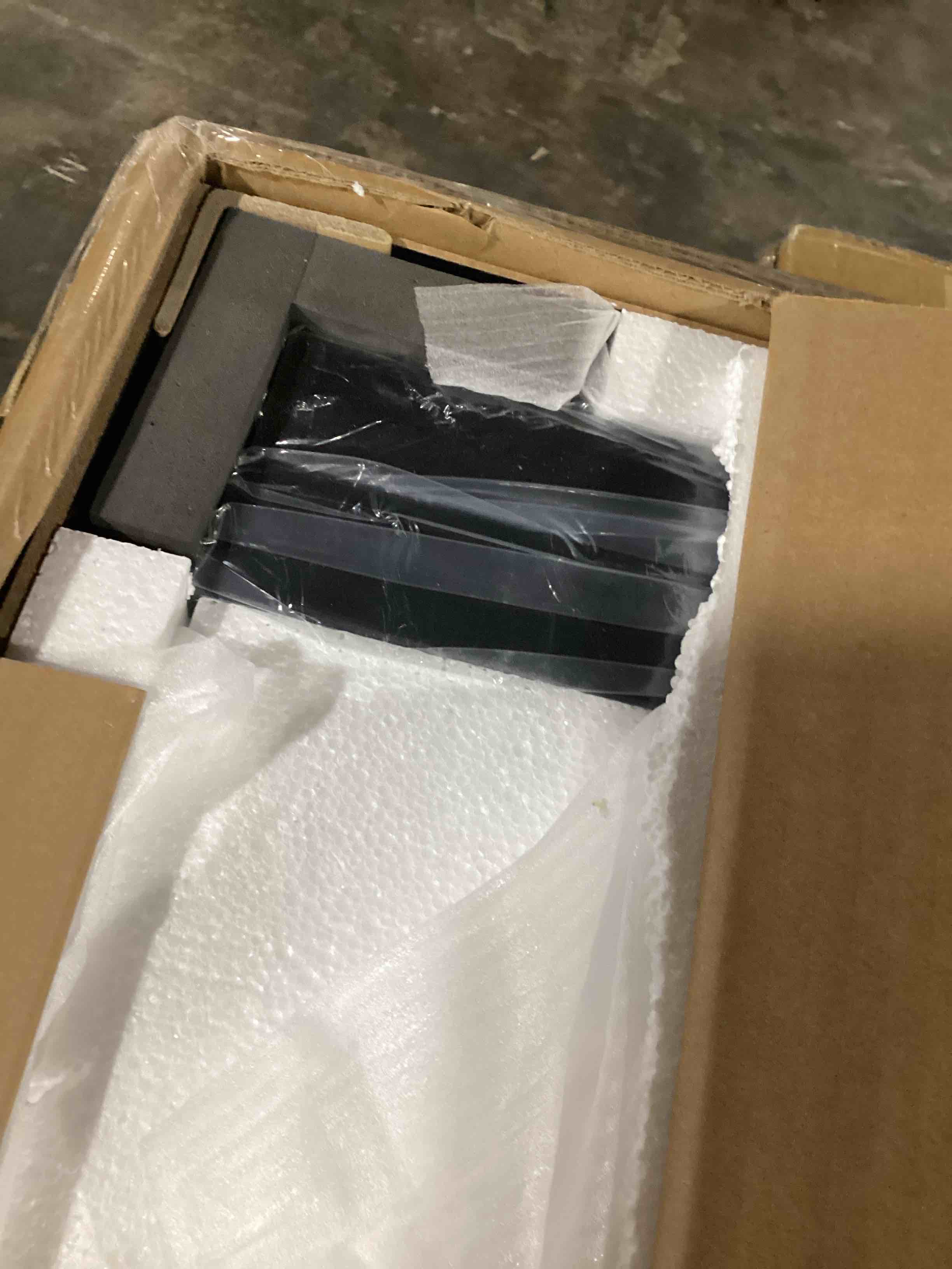 https://s3.amazonaws.com/lotting-images-prod/bidfta/ORG6644606_1727706154511.jpeg