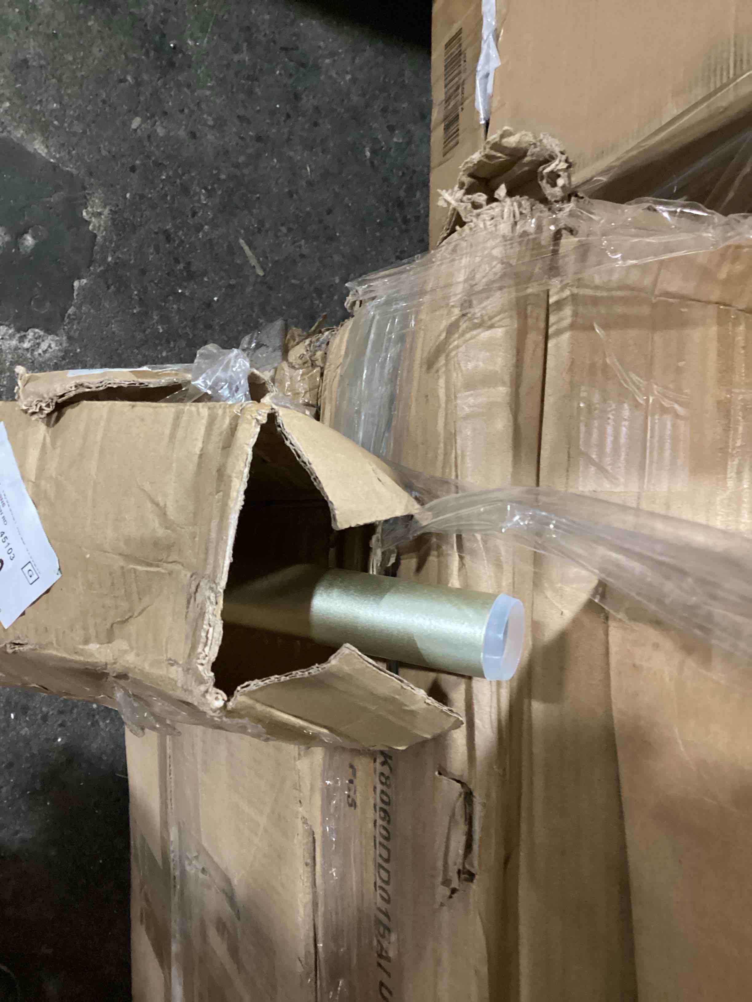 https://s3.amazonaws.com/lotting-images-prod/bidfta/ORG6644867_1727890368142.jpeg