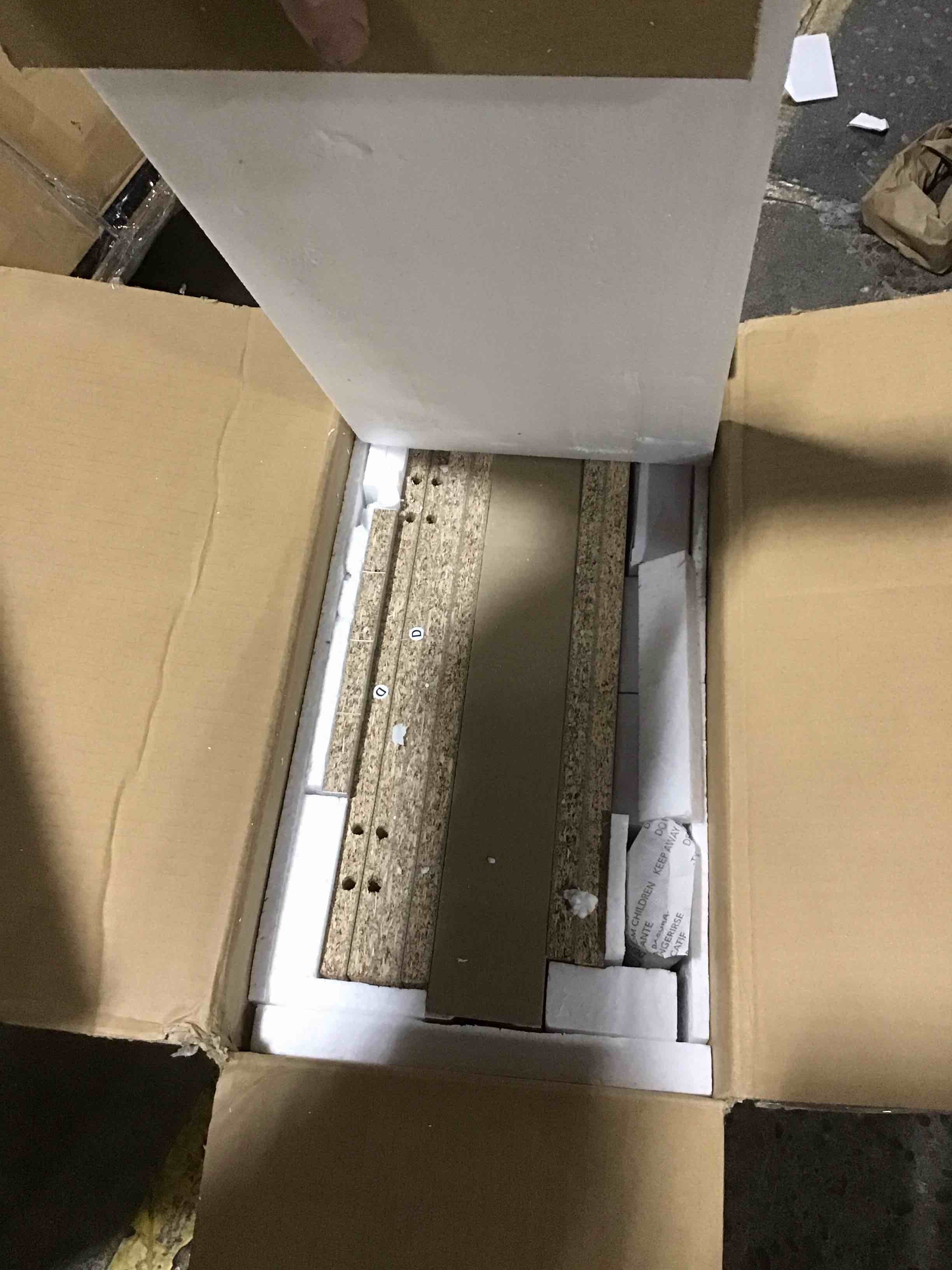 https://s3.amazonaws.com/lotting-images-prod/bidfta/ORG6646404_1727884119632.jpeg