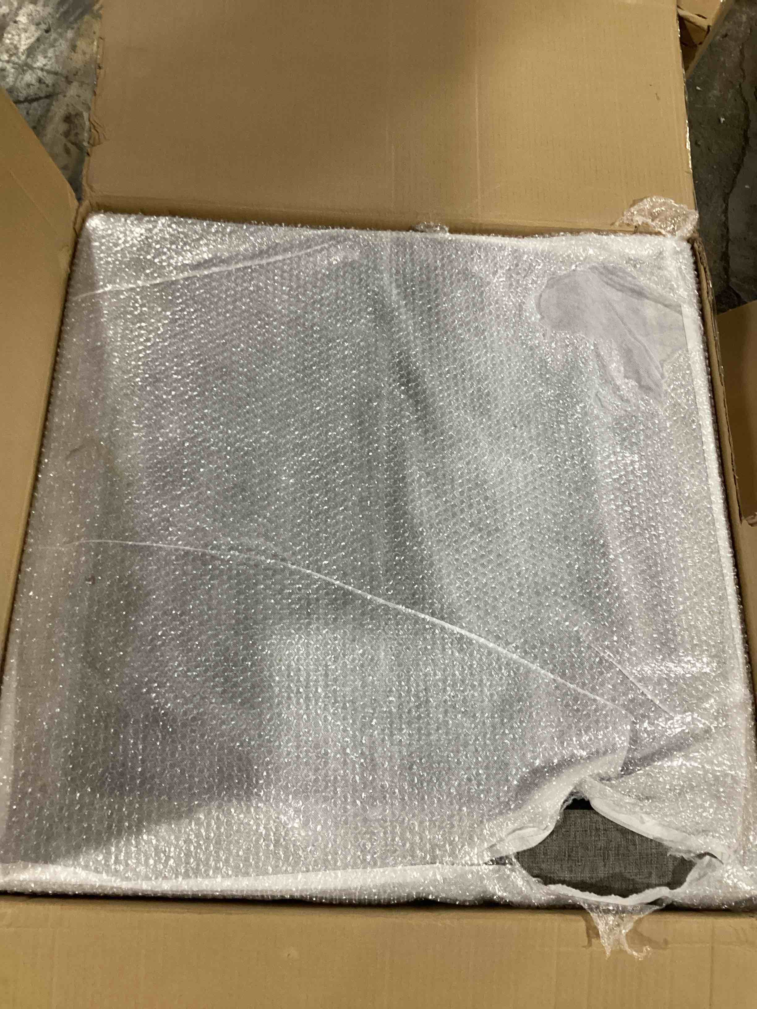 https://s3.amazonaws.com/lotting-images-prod/bidfta/ORG6647968_1728392334122.jpeg