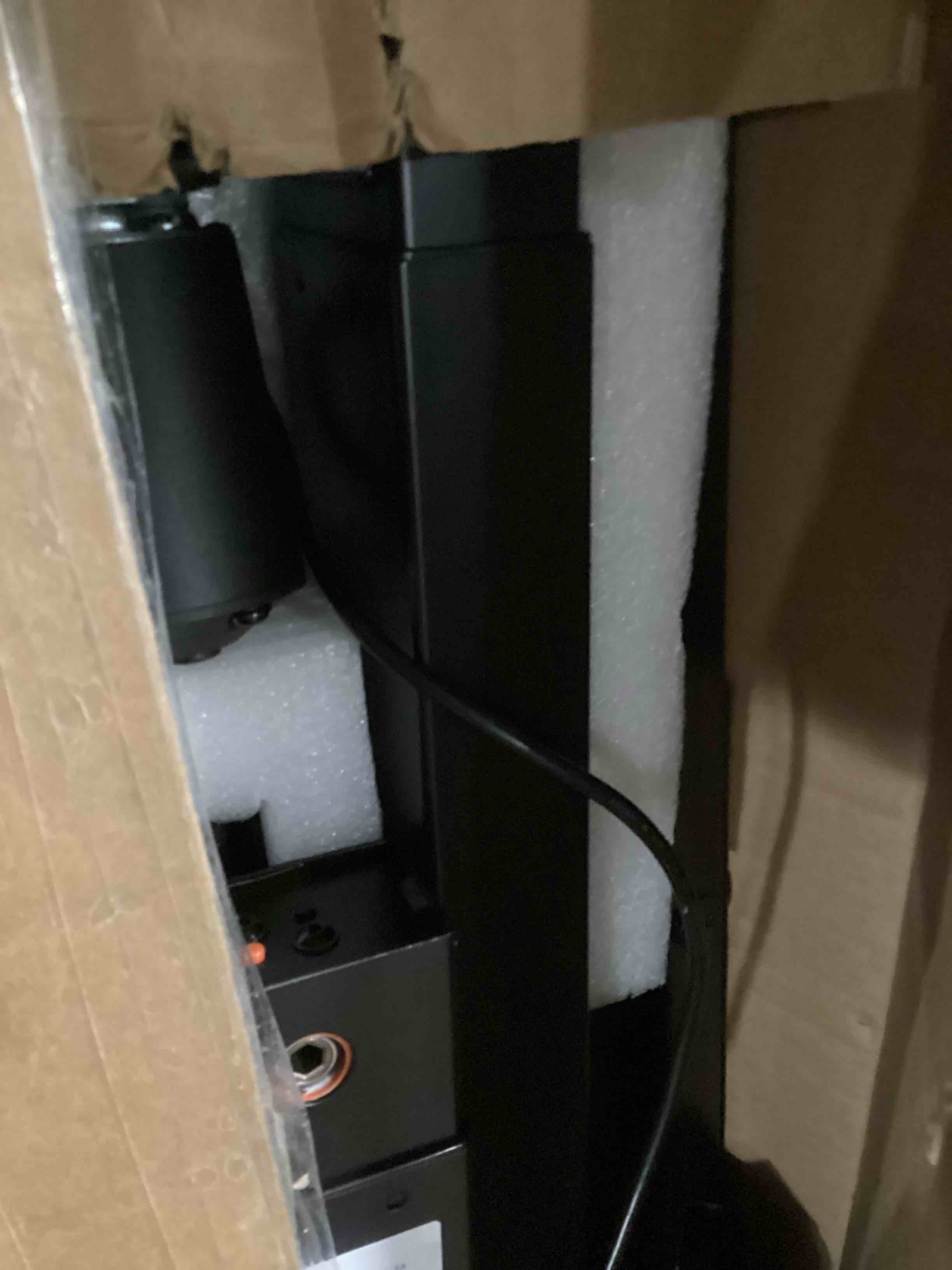 https://s3.amazonaws.com/lotting-images-prod/bidfta/ORG6647977_1728397576452.jpeg