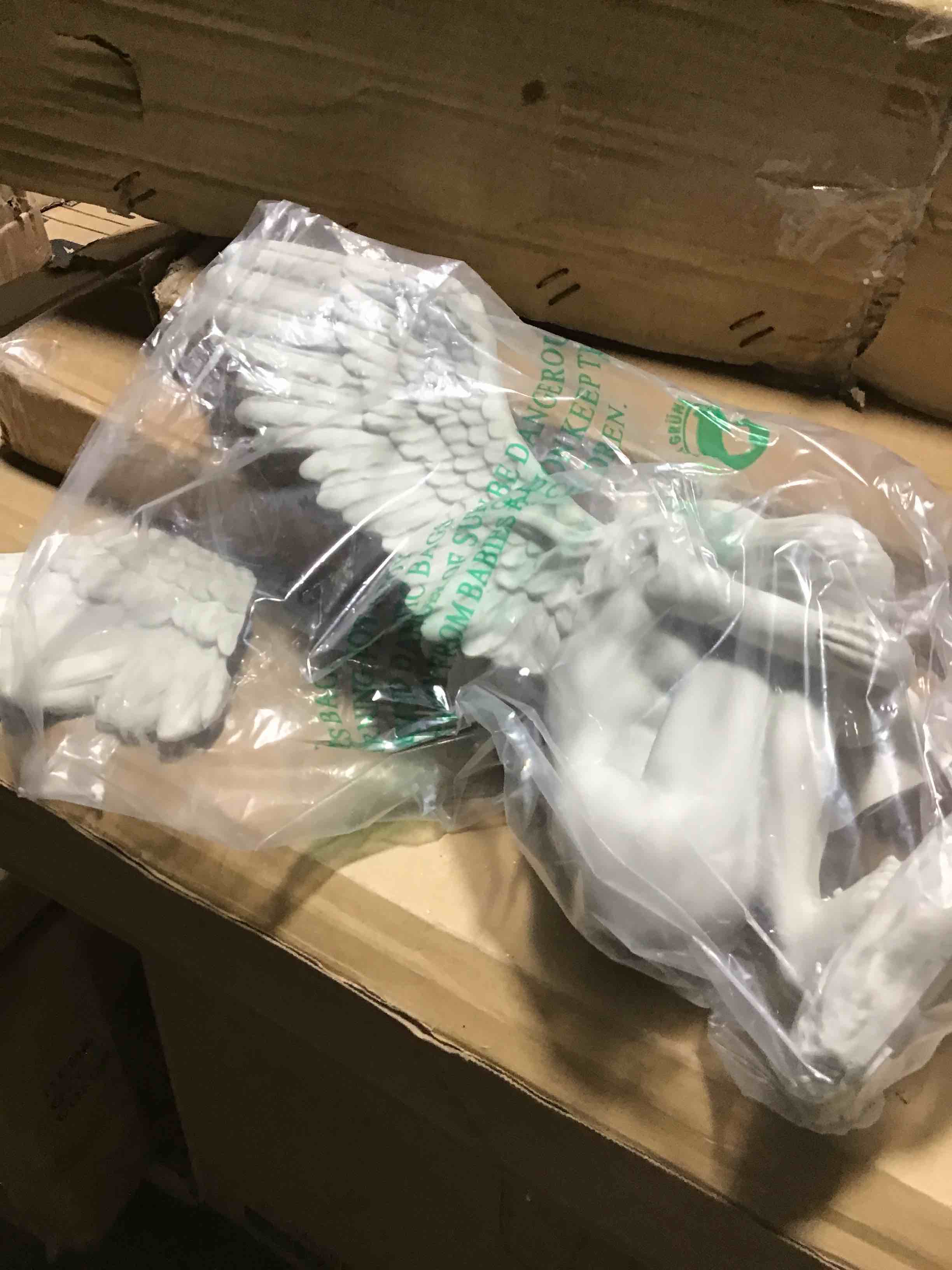 https://s3.amazonaws.com/lotting-images-prod/bidfta/ORG6649670_1727786113039.jpeg