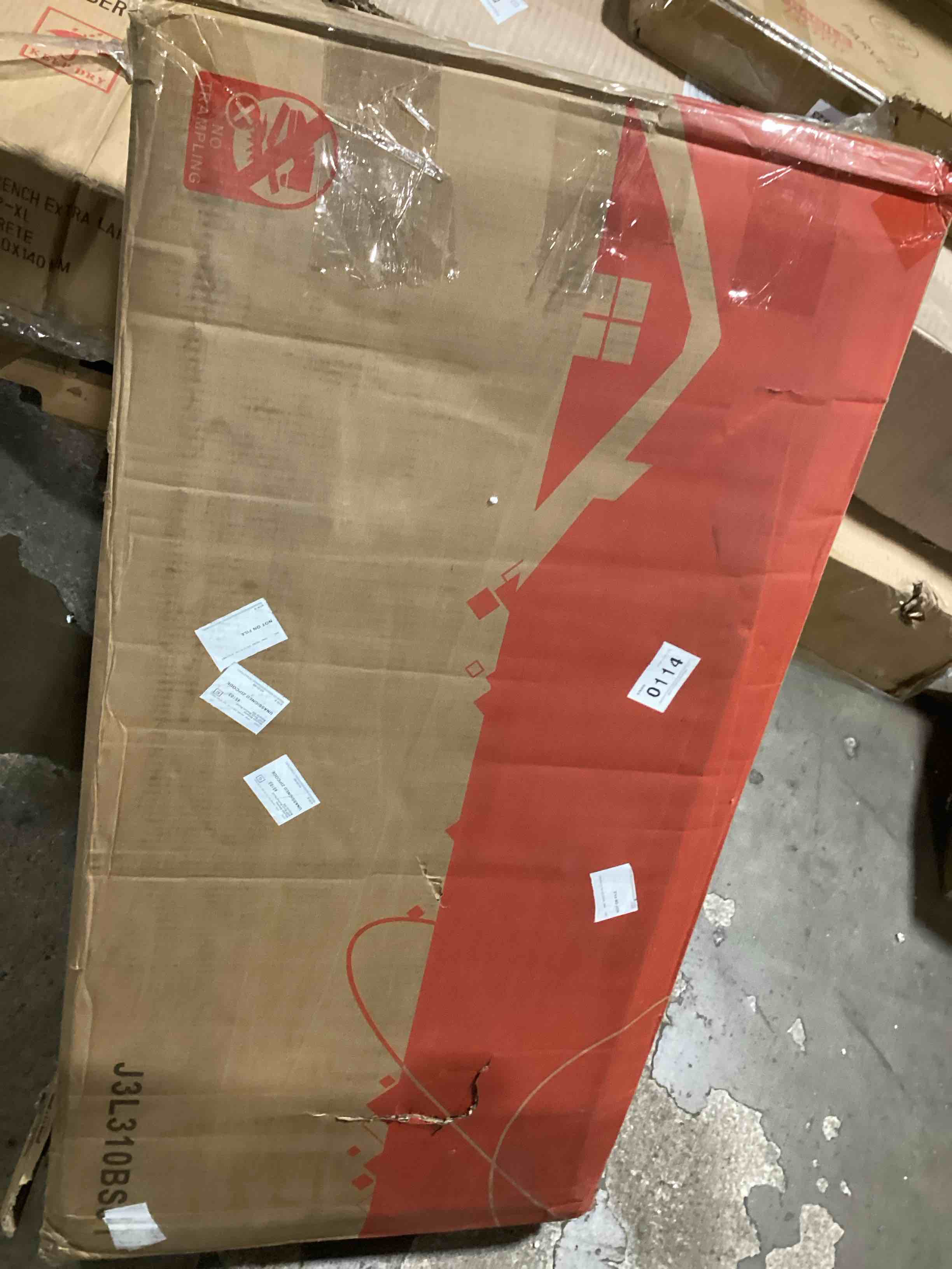 https://s3.amazonaws.com/lotting-images-prod/bidfta/ORG6652689_1728320042934.jpeg