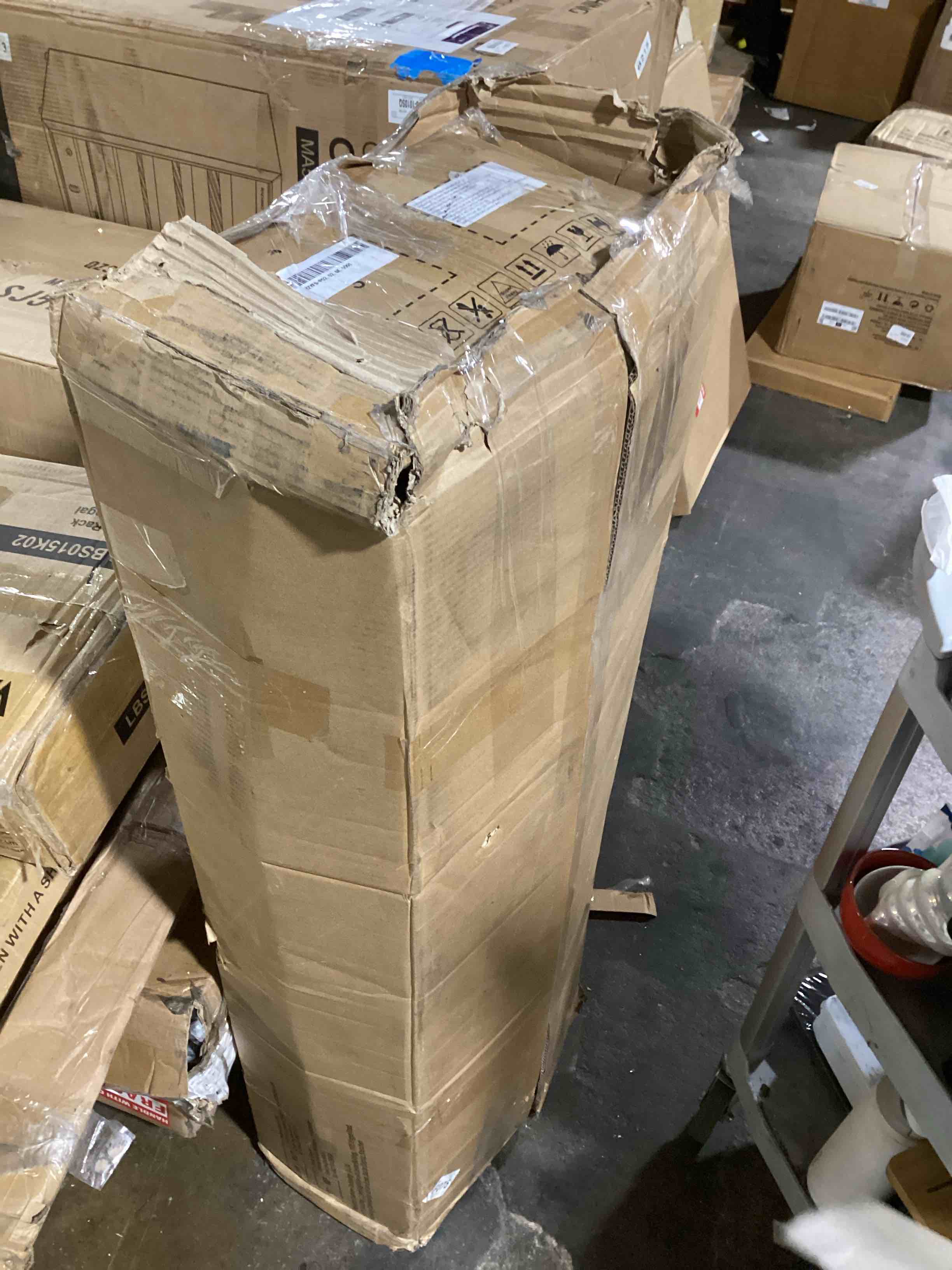 https://s3.amazonaws.com/lotting-images-prod/bidfta/ORG6653426_1727451630997.jpeg