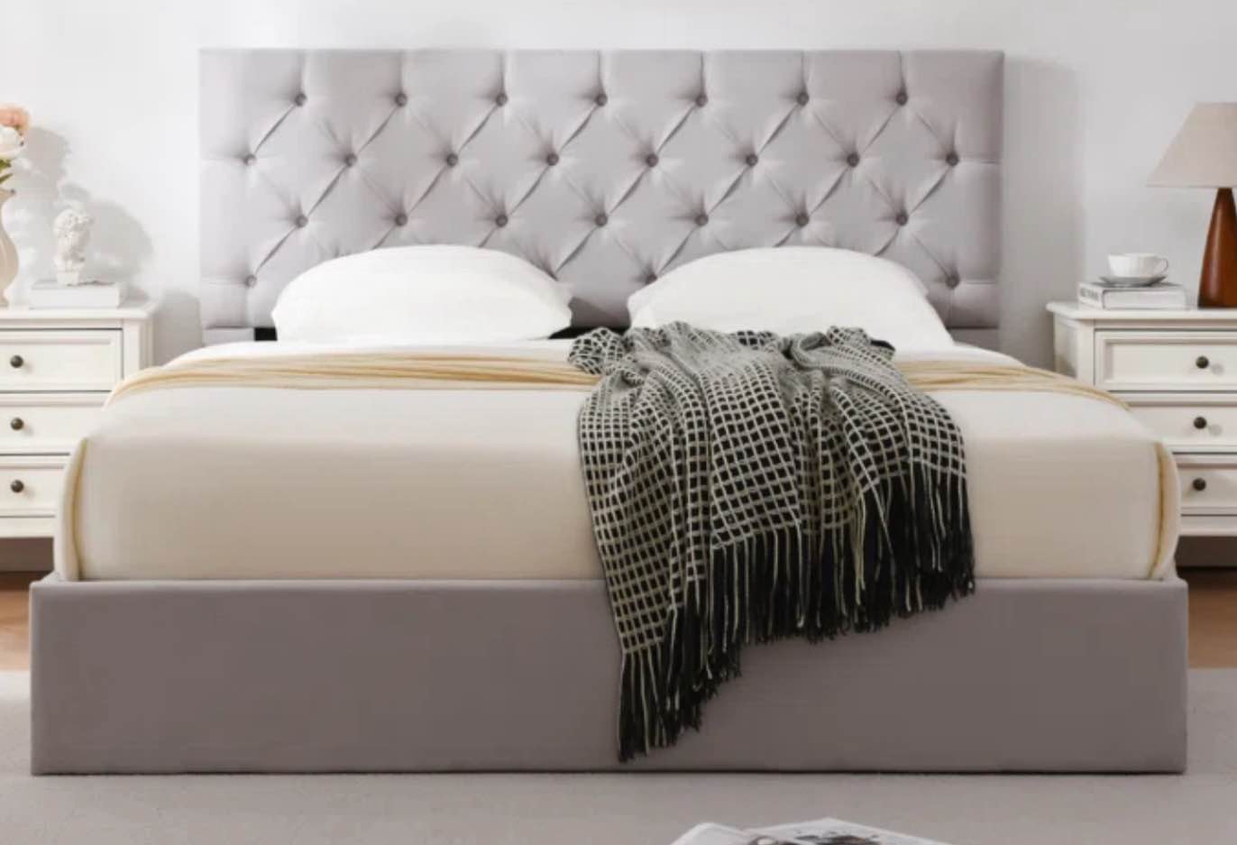 Braya Hydraulic Lift Up Storage Upholstered Platform Bed