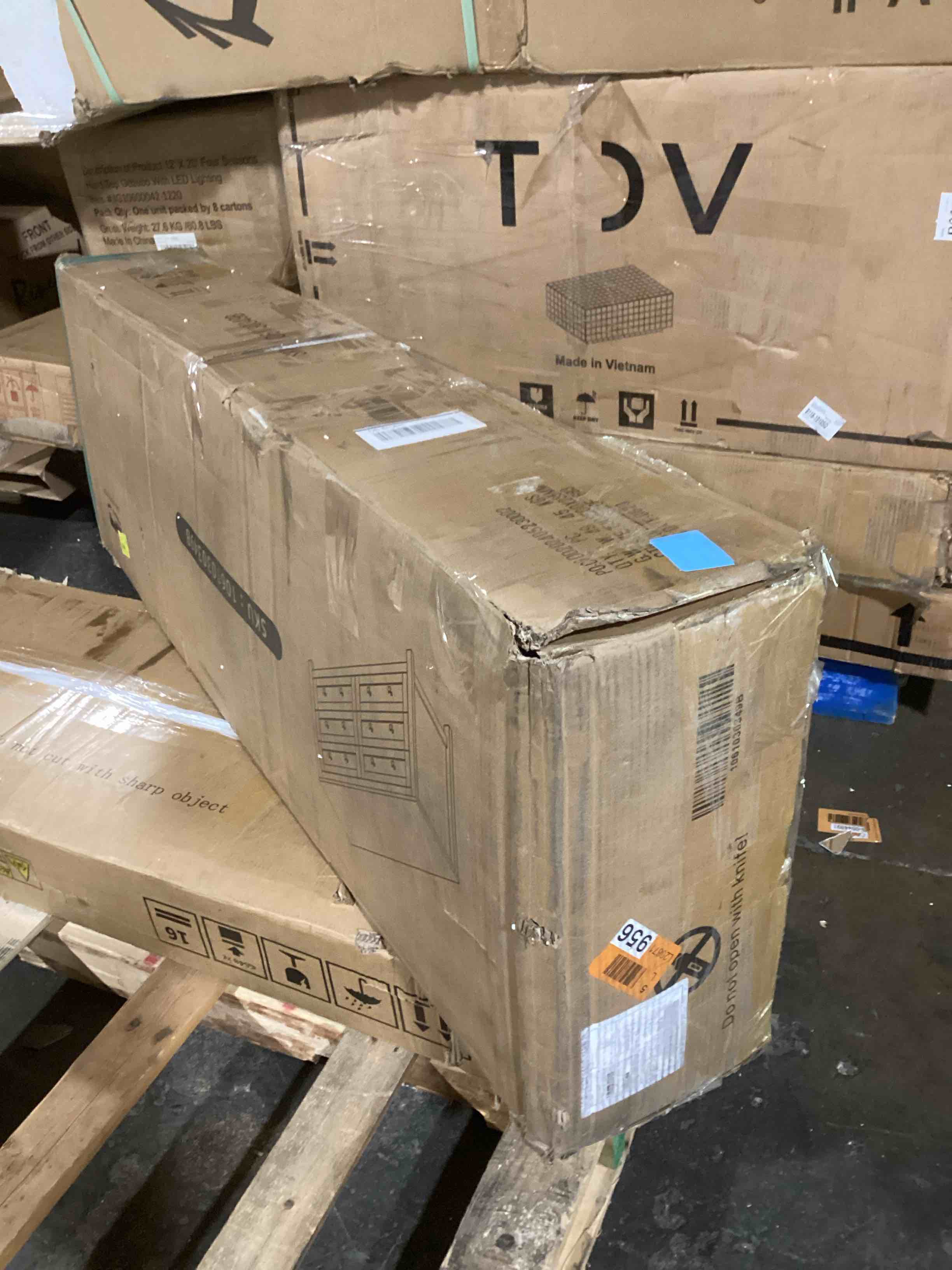 https://s3.amazonaws.com/lotting-images-prod/bidfta/ORG6653758_1727984578182.jpeg