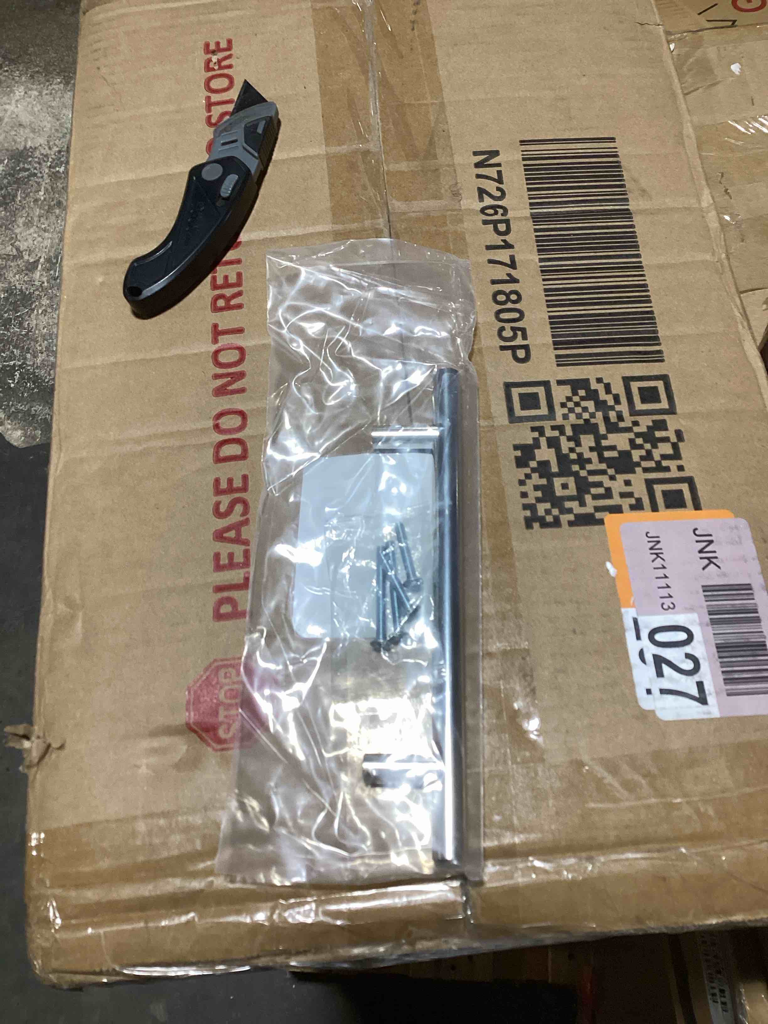 https://s3.amazonaws.com/lotting-images-prod/bidfta/ORG6654015_1728916303105.jpeg