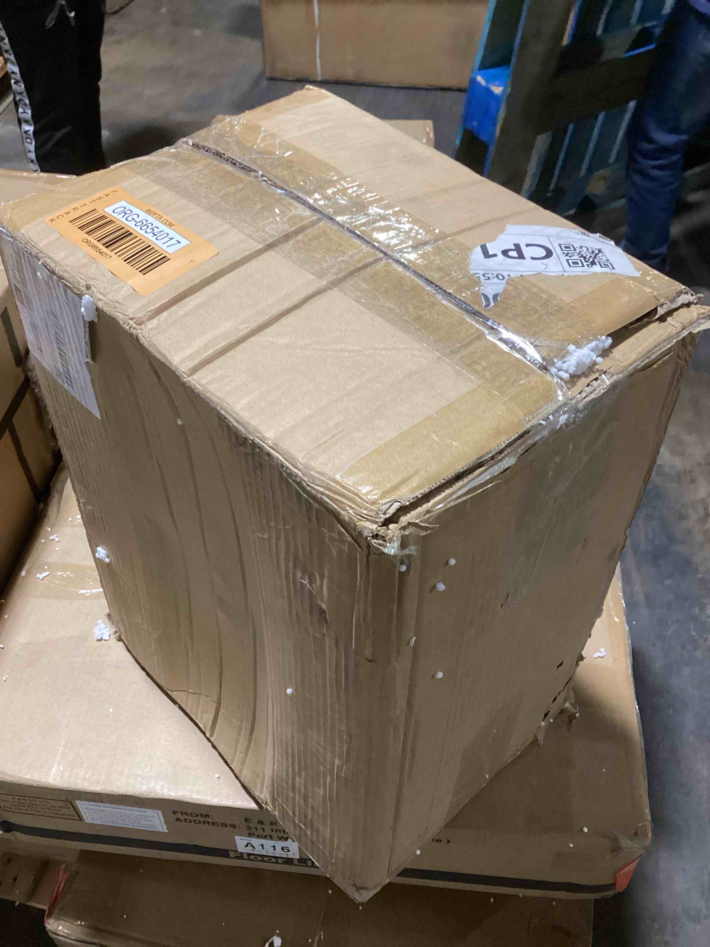 https://s3.amazonaws.com/lotting-images-prod/bidfta/ORG6654017_1728917852450.jpeg