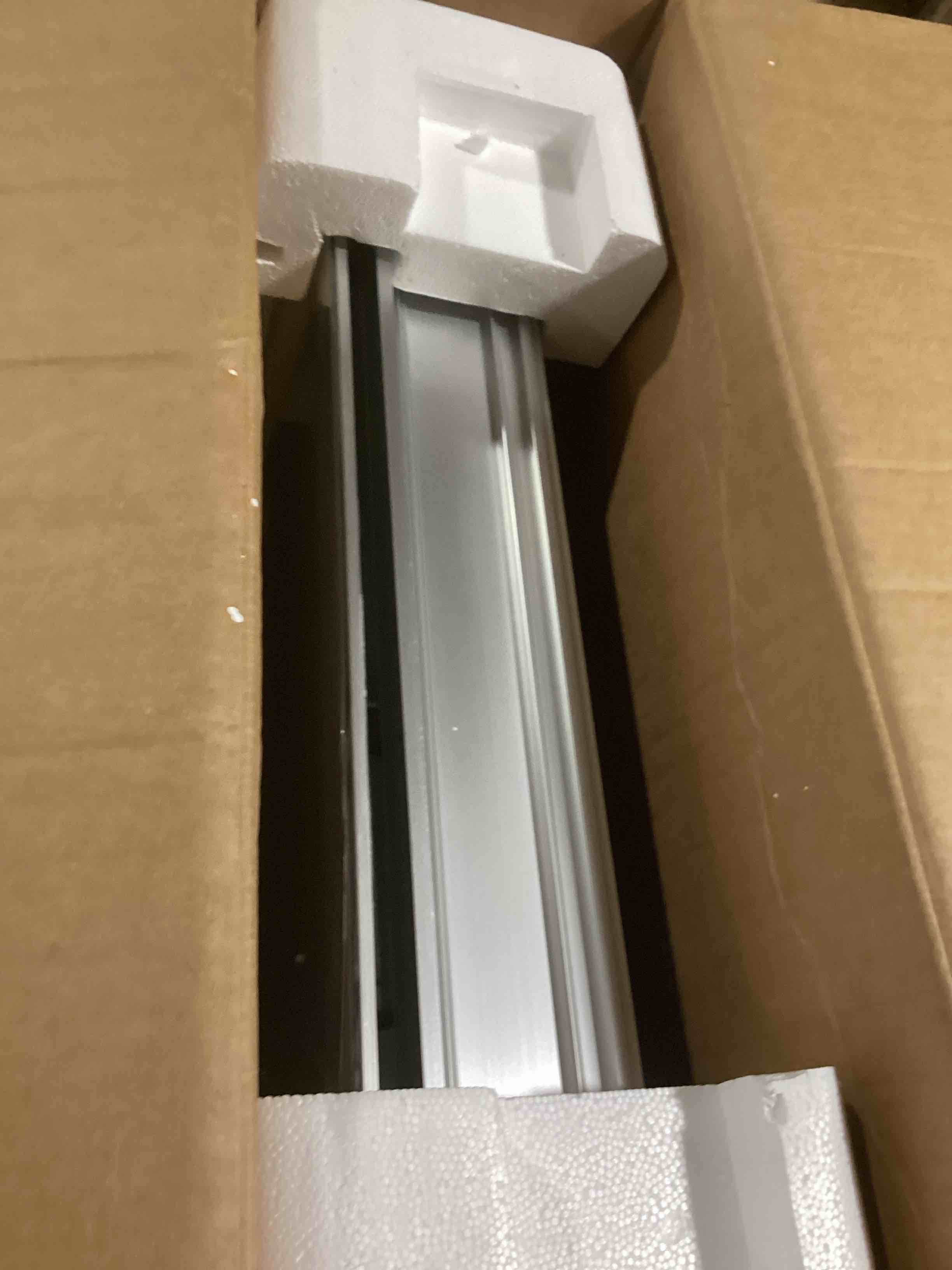 https://s3.amazonaws.com/lotting-images-prod/bidfta/ORG6654572_1725389379444.jpeg