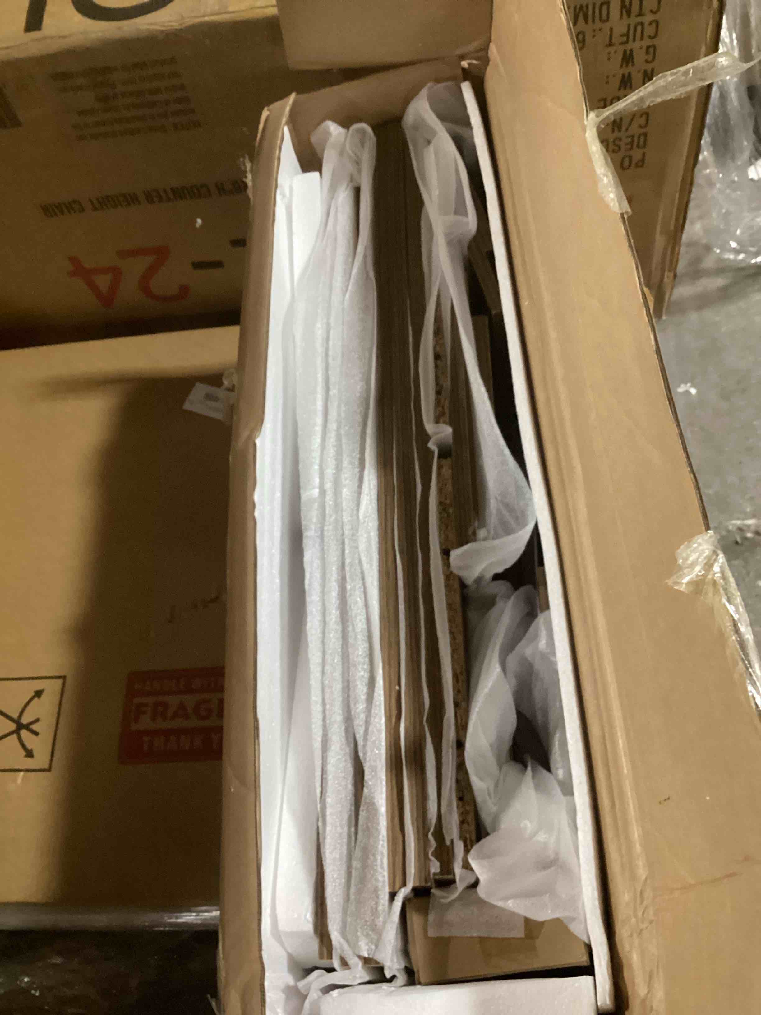 https://s3.amazonaws.com/lotting-images-prod/bidfta/ORG6654573_1725389499386.jpeg