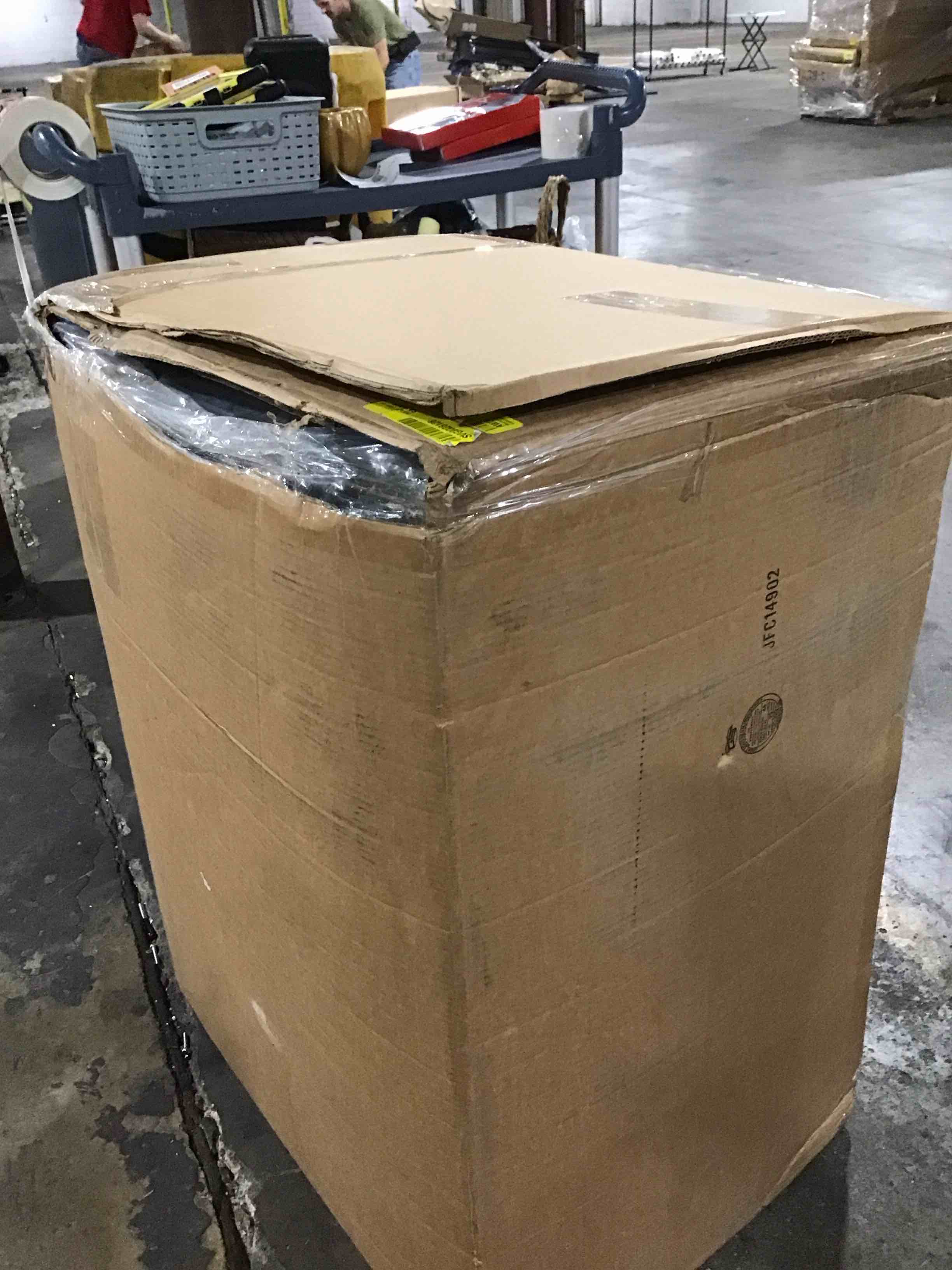 https://s3.amazonaws.com/lotting-images-prod/bidfta/ORG6655515_1727698345014.jpeg