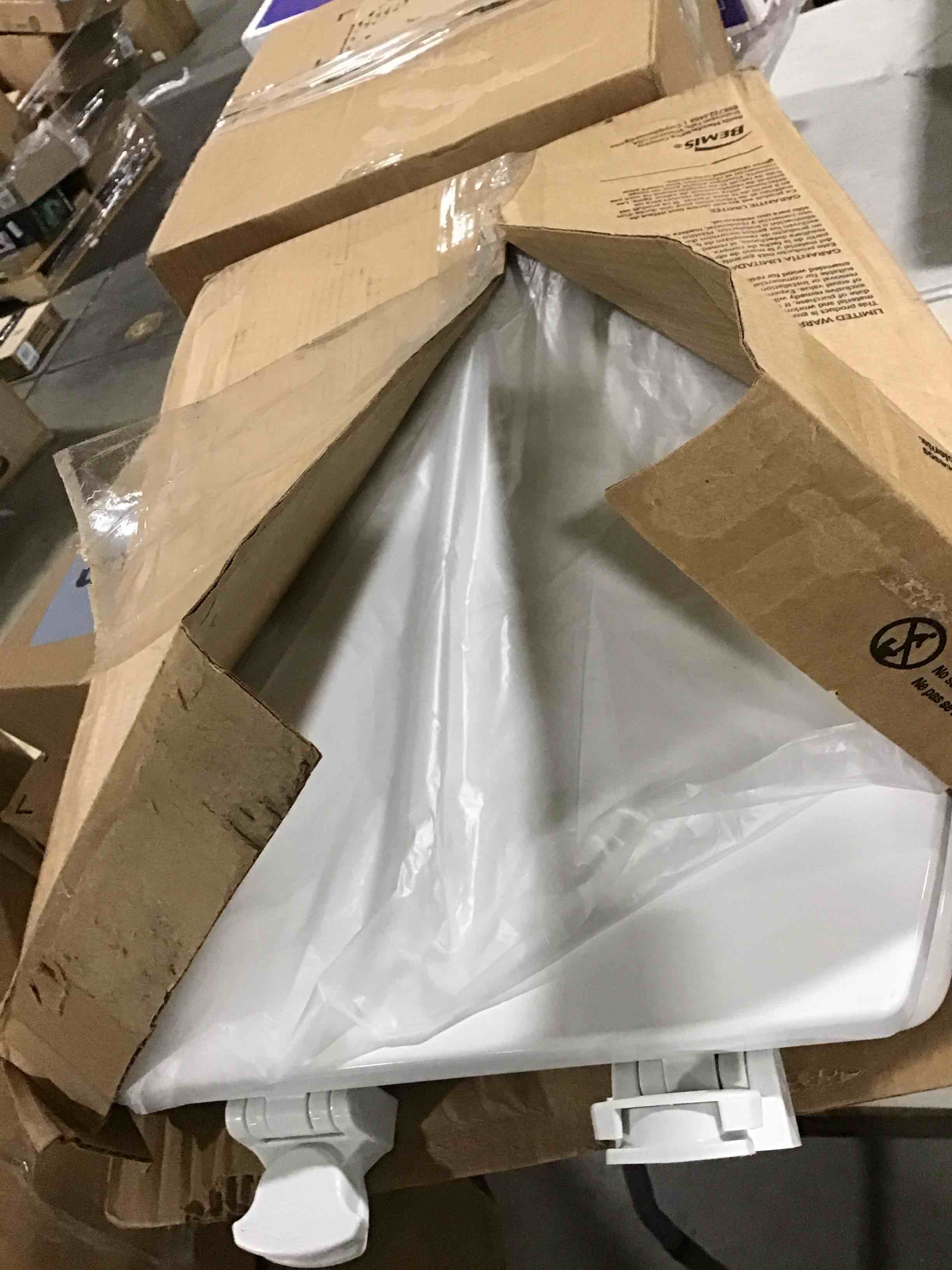 https://s3.amazonaws.com/lotting-images-prod/bidfta/ORG6656079_1723467518038.jpeg