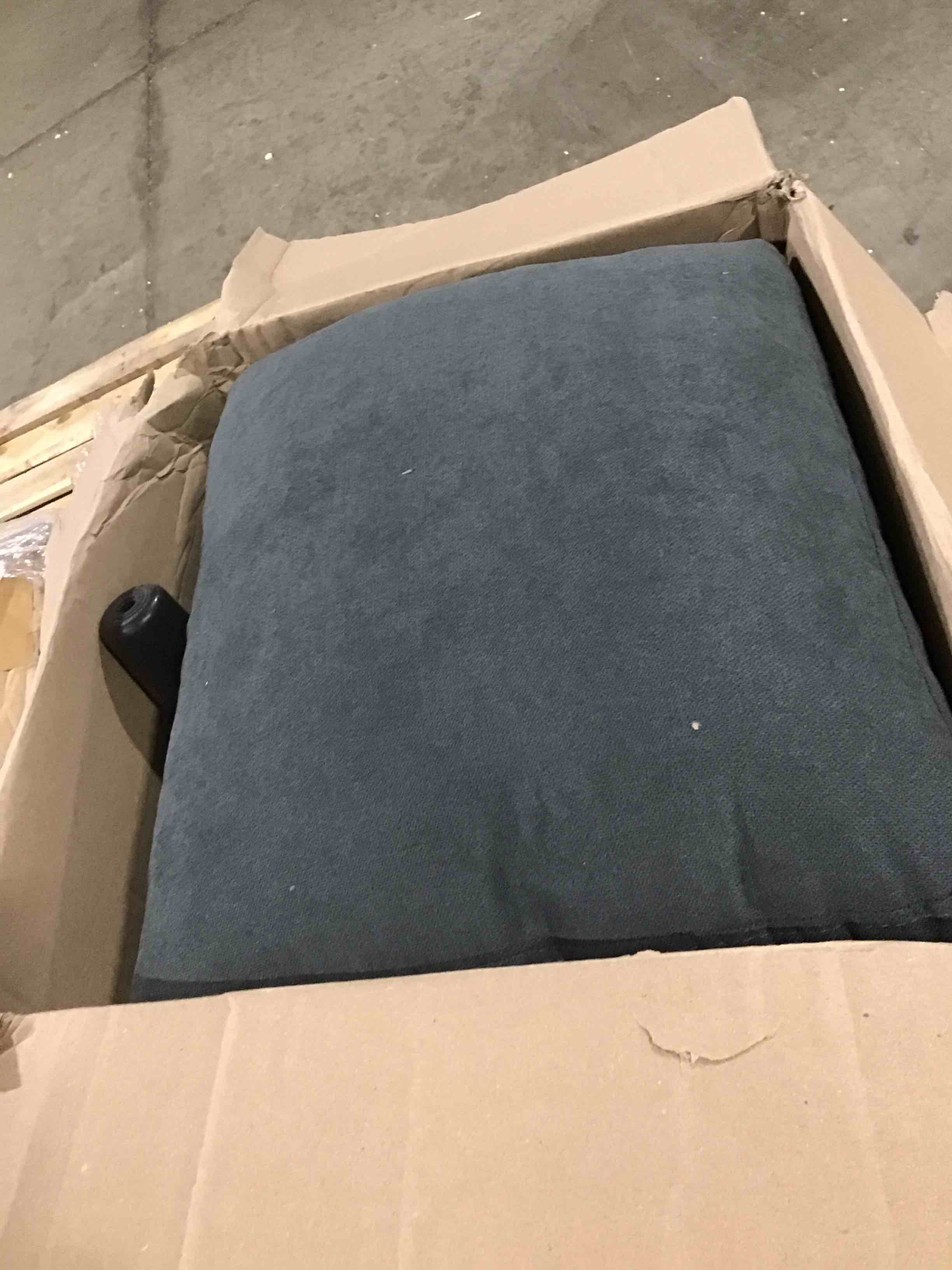 https://s3.amazonaws.com/lotting-images-prod/bidfta/ORG6656511_1723900783412.jpeg