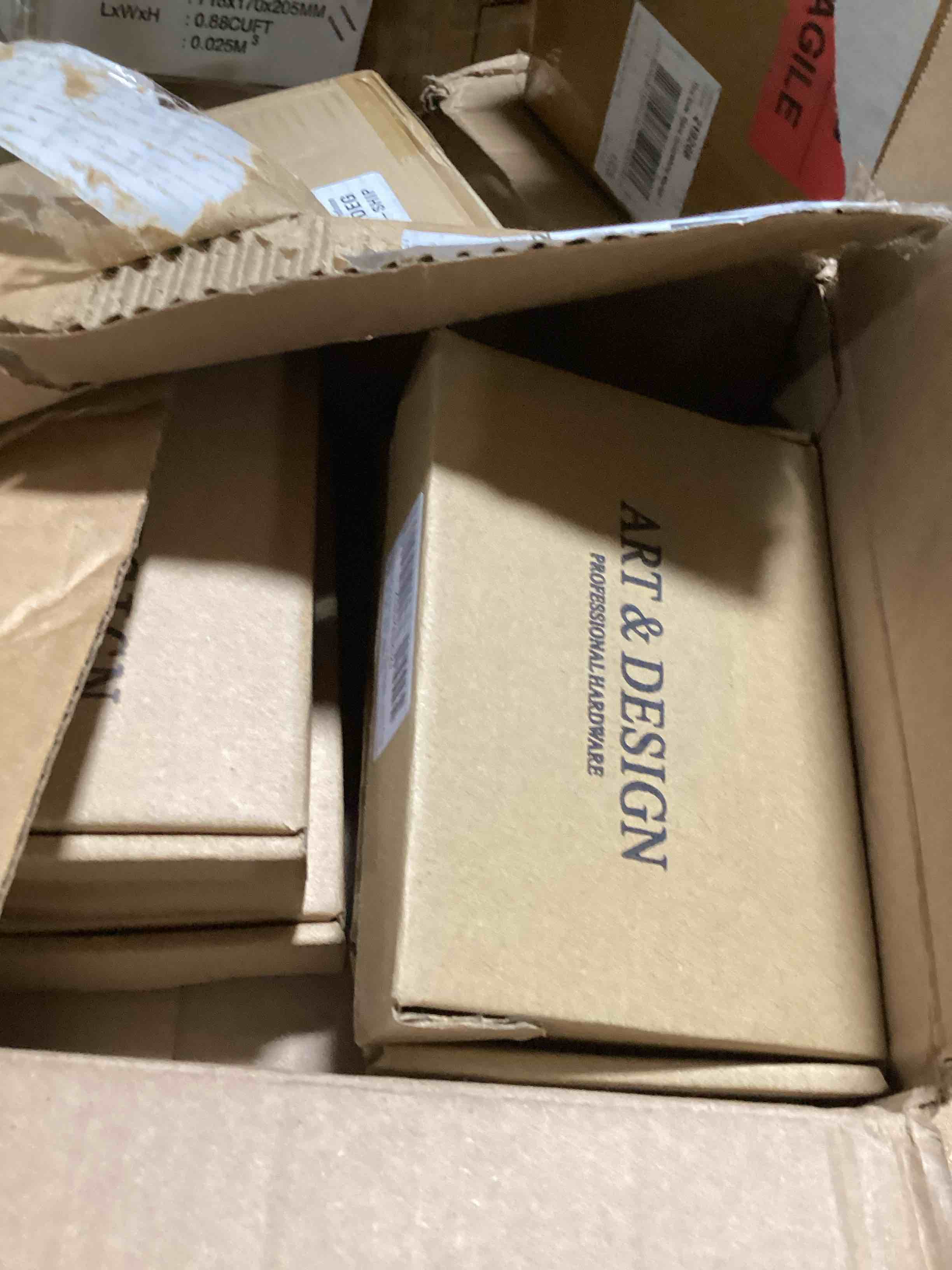 https://s3.amazonaws.com/lotting-images-prod/bidfta/ORG6658193_1722888668546.jpeg