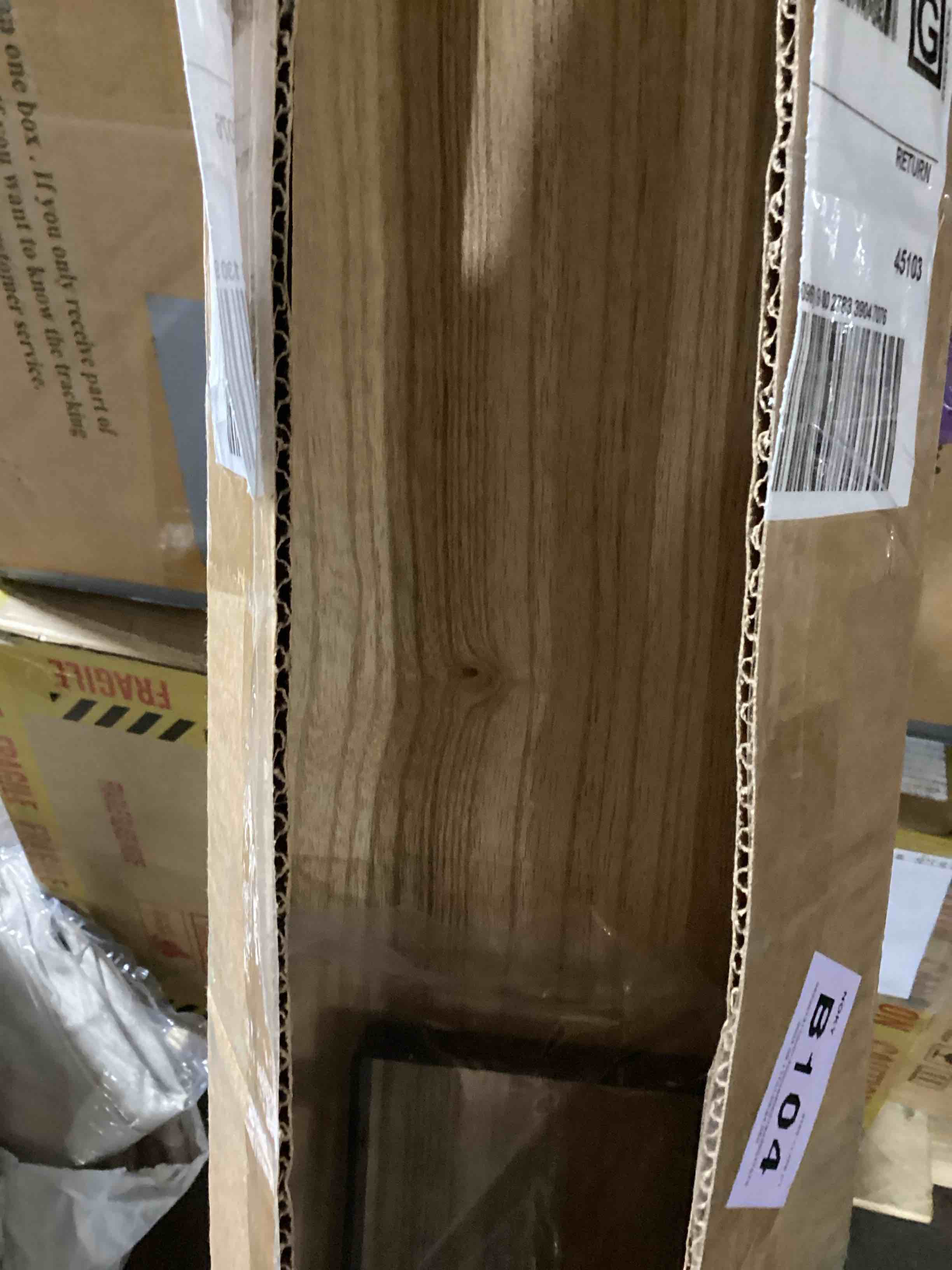 https://s3.amazonaws.com/lotting-images-prod/bidfta/ORG6660105_1726580947844.jpeg
