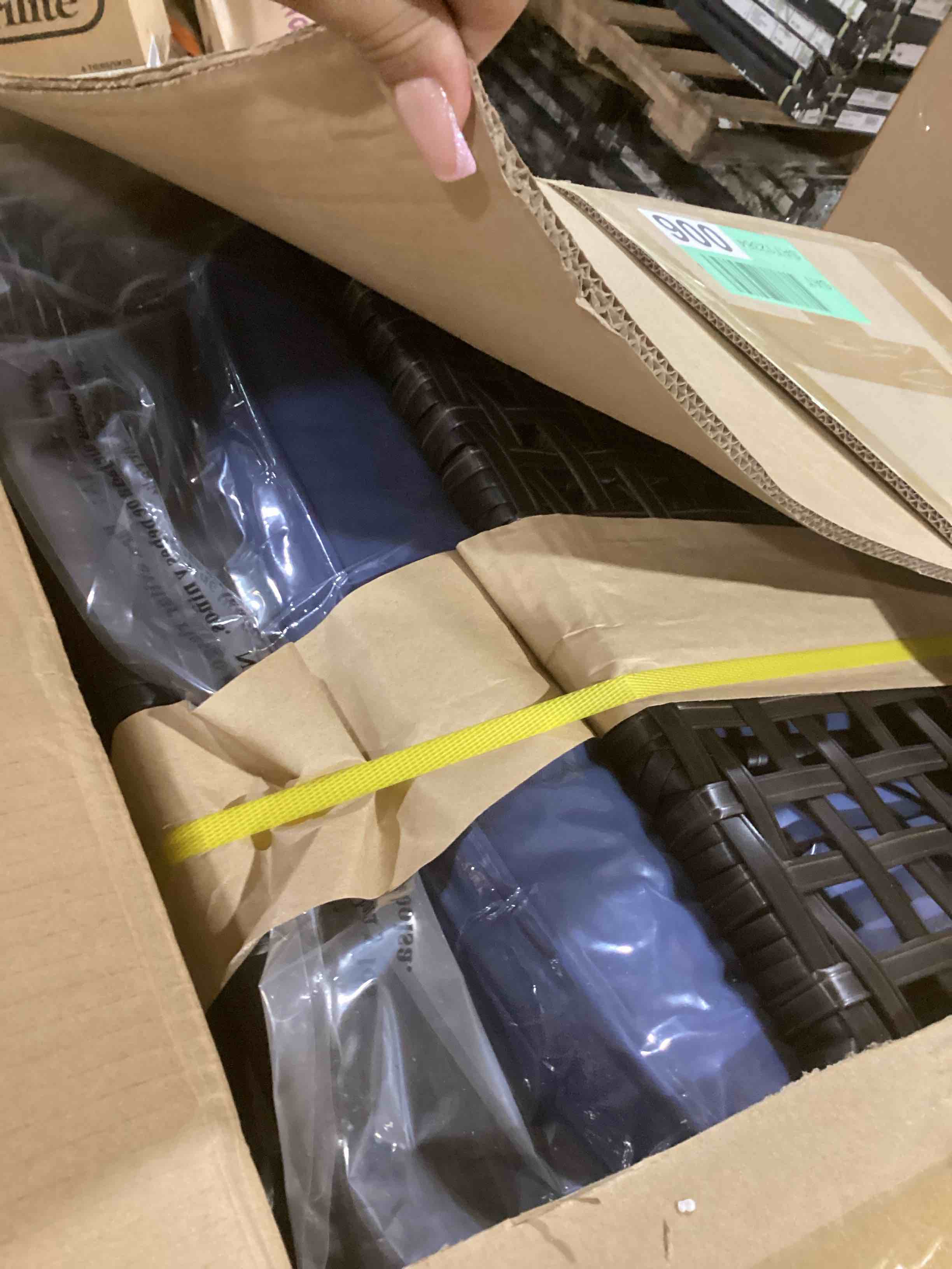 https://s3.amazonaws.com/lotting-images-prod/bidfta/ORG6660513_1723137004178.jpeg