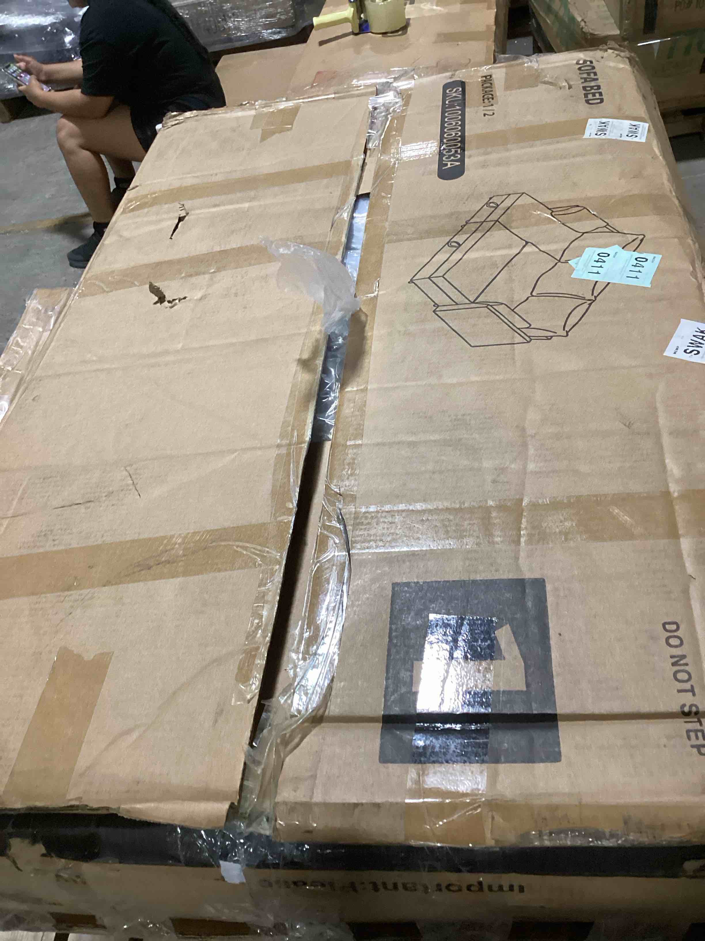 https://s3.amazonaws.com/lotting-images-prod/bidfta/ORG6661657_1725645171789.jpeg