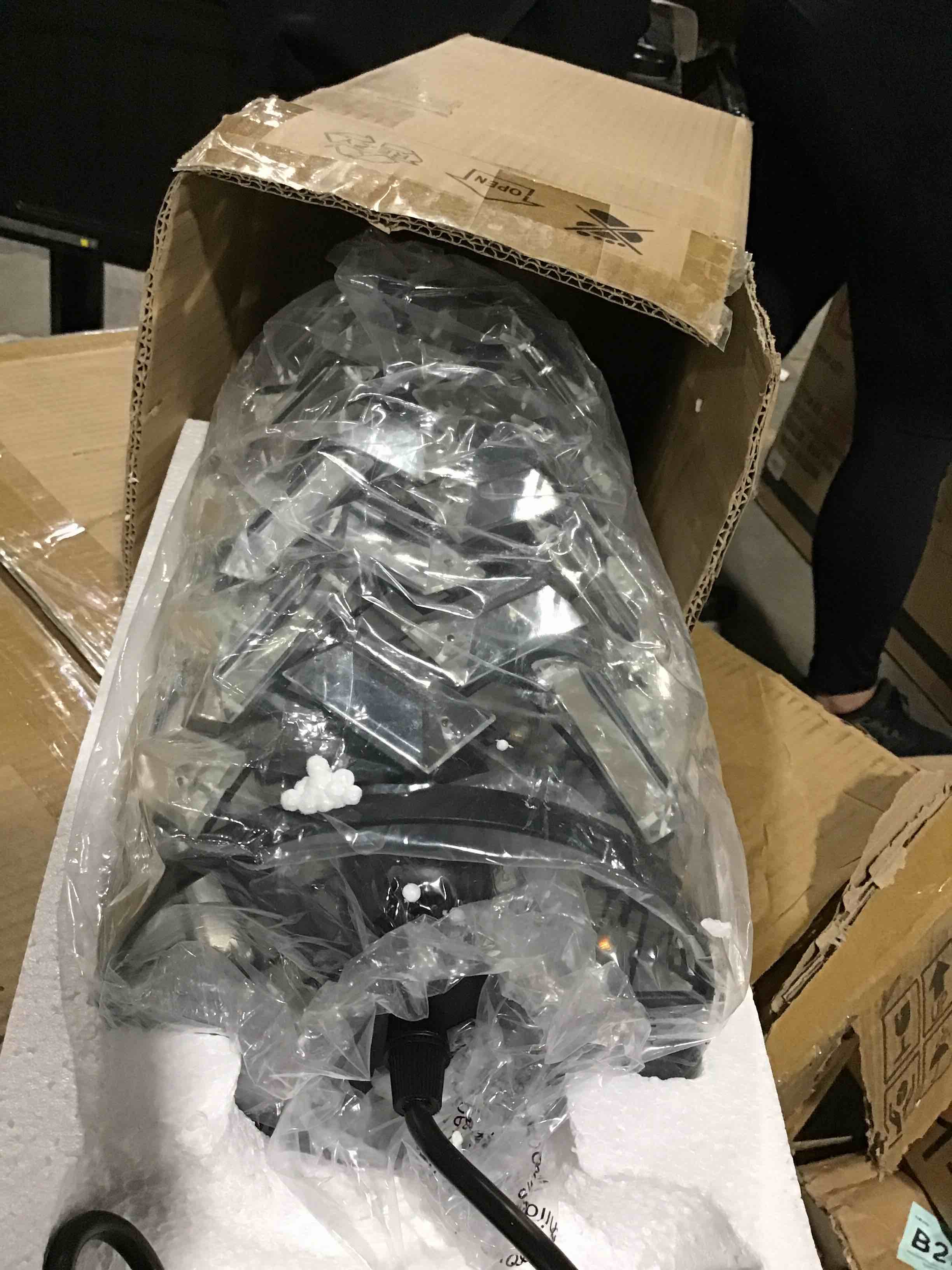 https://s3.amazonaws.com/lotting-images-prod/bidfta/ORG6665809_1728068613537.jpeg