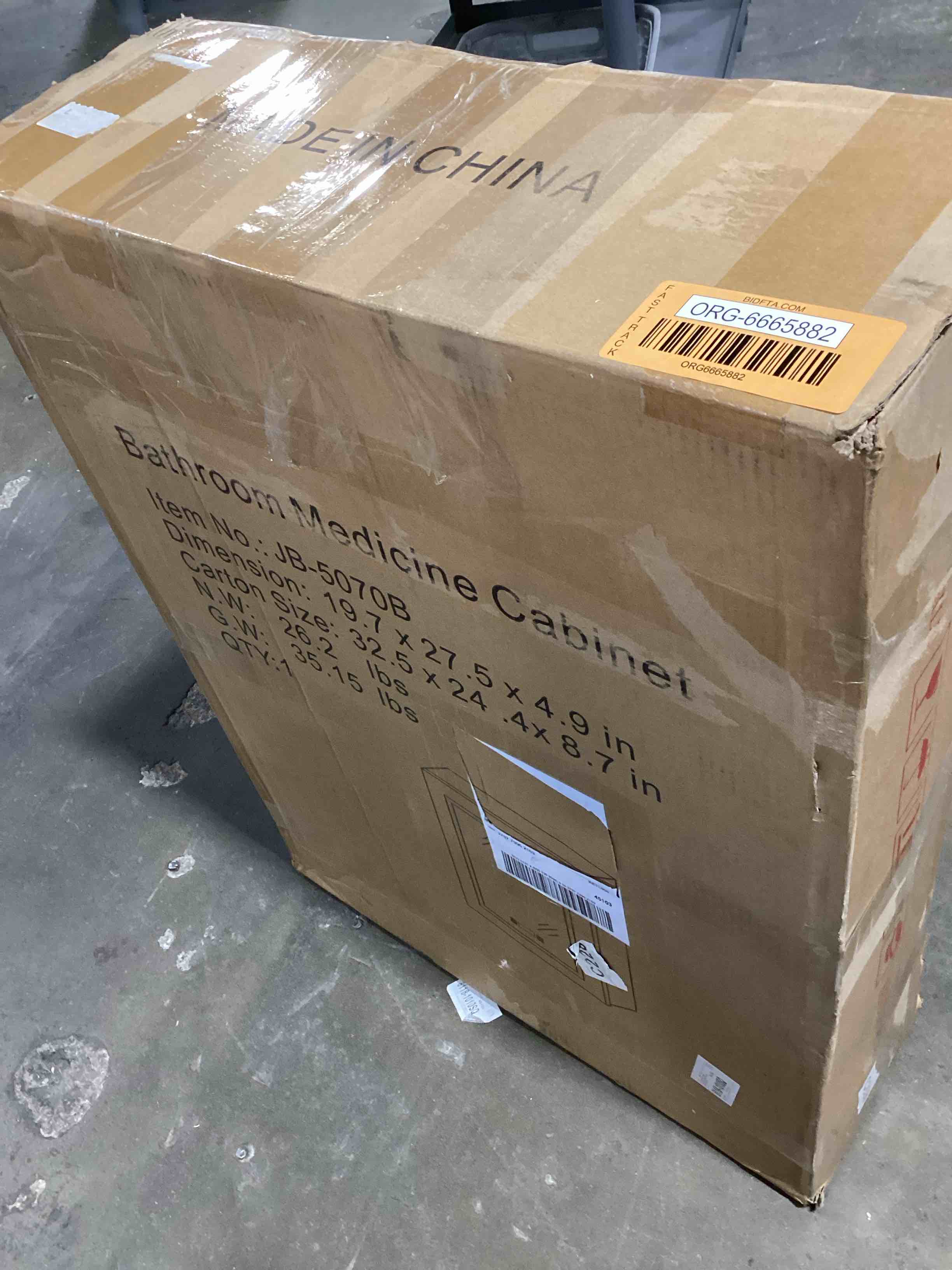 Surface Mount Frameless Medicine with 2 Adjustable Shelves and