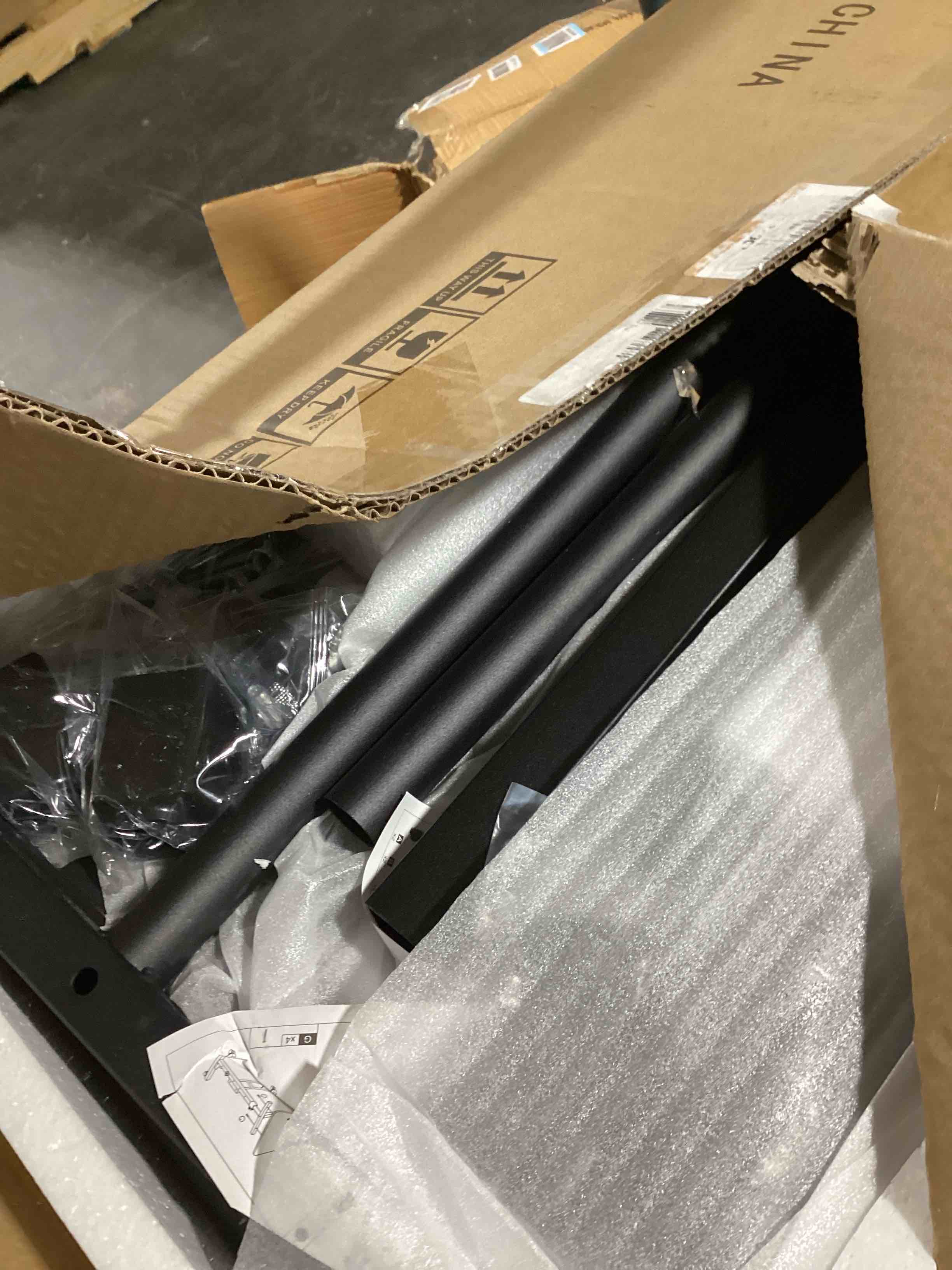 https://s3.amazonaws.com/lotting-images-prod/bidfta/ORG6666445_1729876344421.jpeg