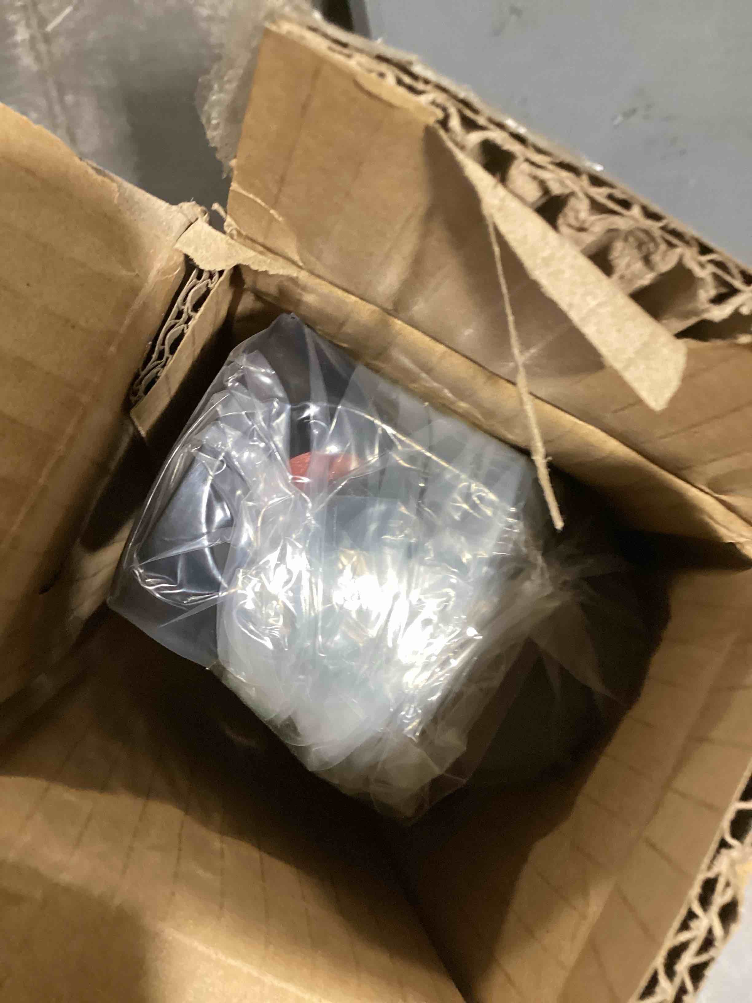 https://s3.amazonaws.com/lotting-images-prod/bidfta/ORG6666680_1730144813200.jpeg